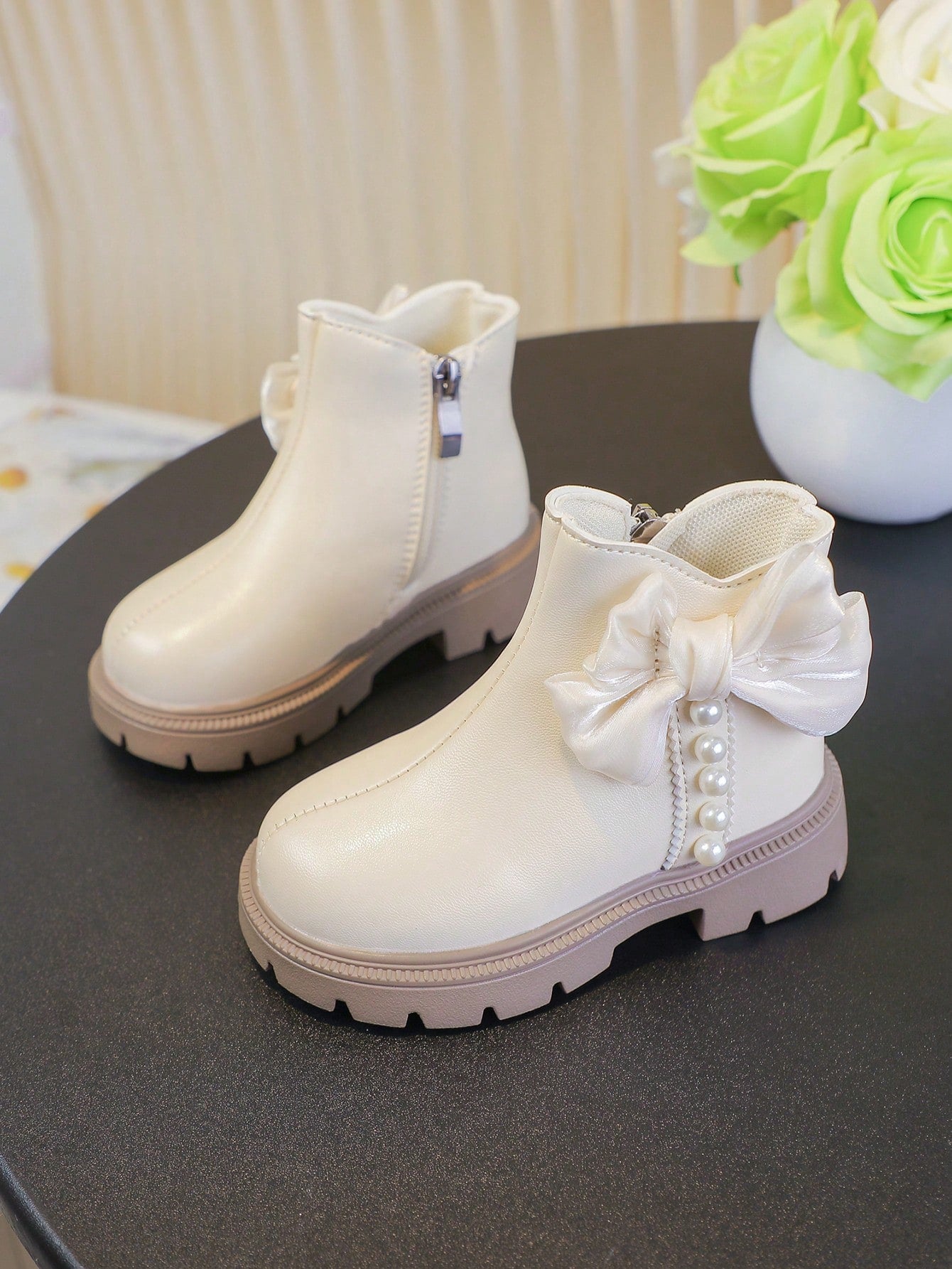 1 Pair Premium Baby Boots: Made Of Super Soft Leather, Like A "Second Skin" Wrapping The Little Feet