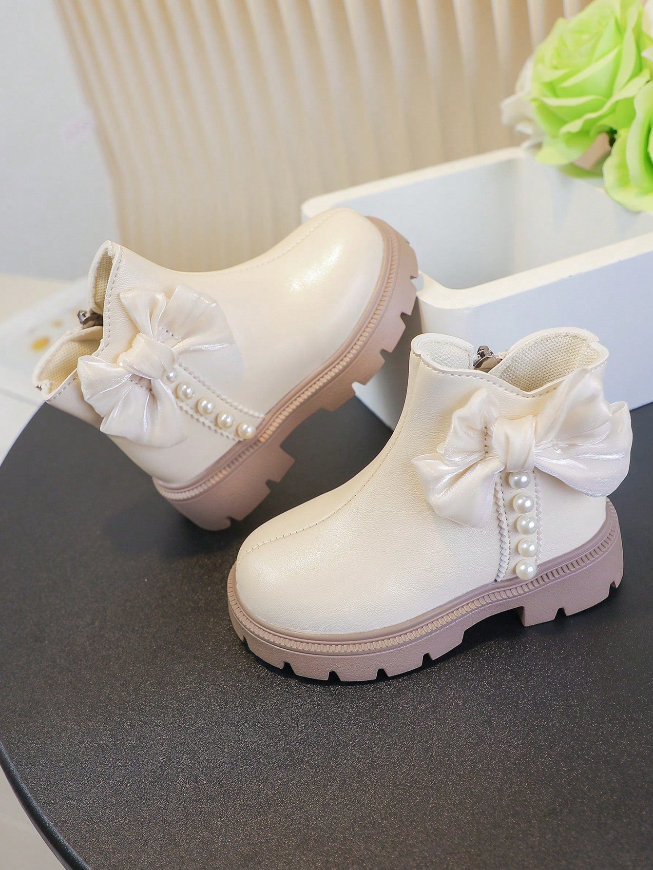 1 Pair Premium Baby Boots: Made Of Super Soft Leather, Like A "Second Skin" Wrapping The Little Feet