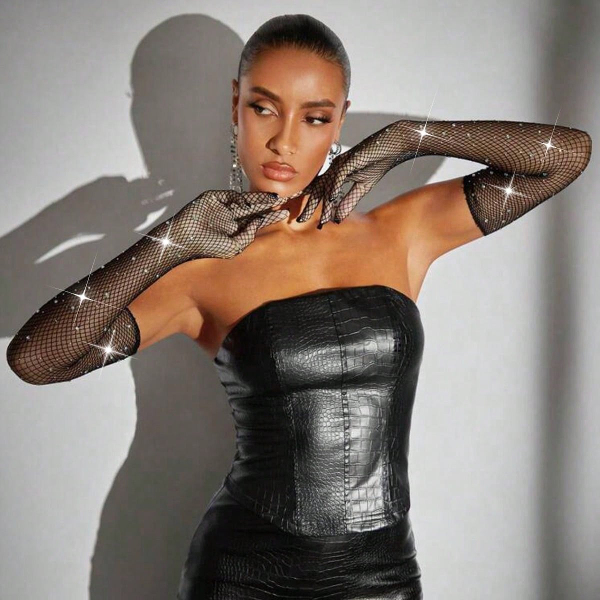  | SHEIN 1pair Fishnet Gloves With Star & Rhinestone Decor, Fashionable Elbow Length Sexy Costume Accessory | Gloves | Shein | OneHub