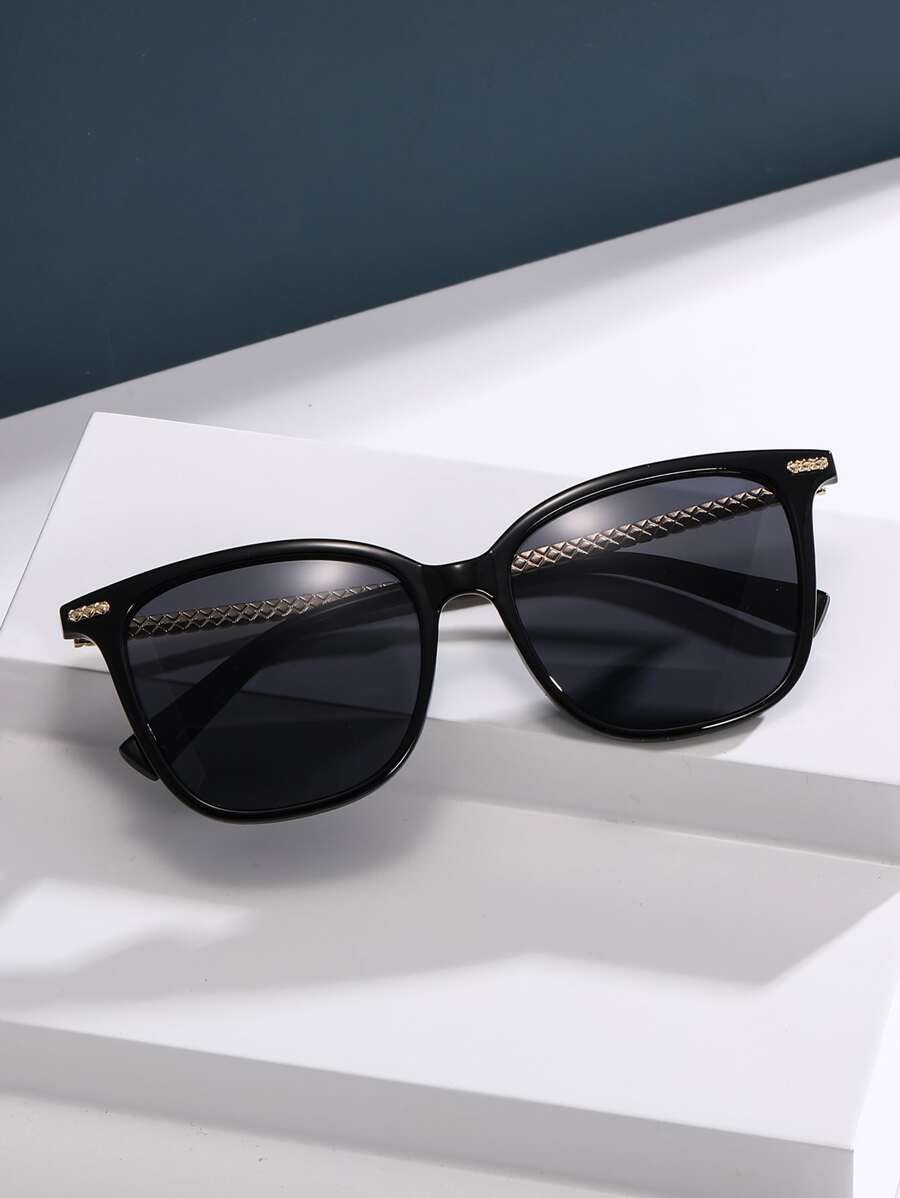  | SHEIN 1pair Geometric Frame Sunglasses For Outdoor Elegant Sunglasses Beach Sun Glasses | Sunglasses | Shein | OneHub