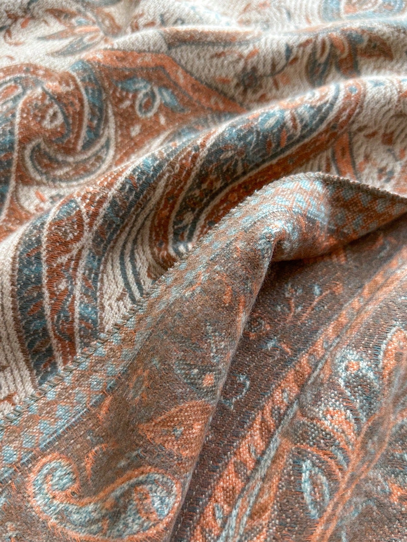 SHEIN 1pc Paisley Pattern Thick Warm Scarf With Tassels, Bohemian Style Shawl, Versatile & Elegant For Daily Wear