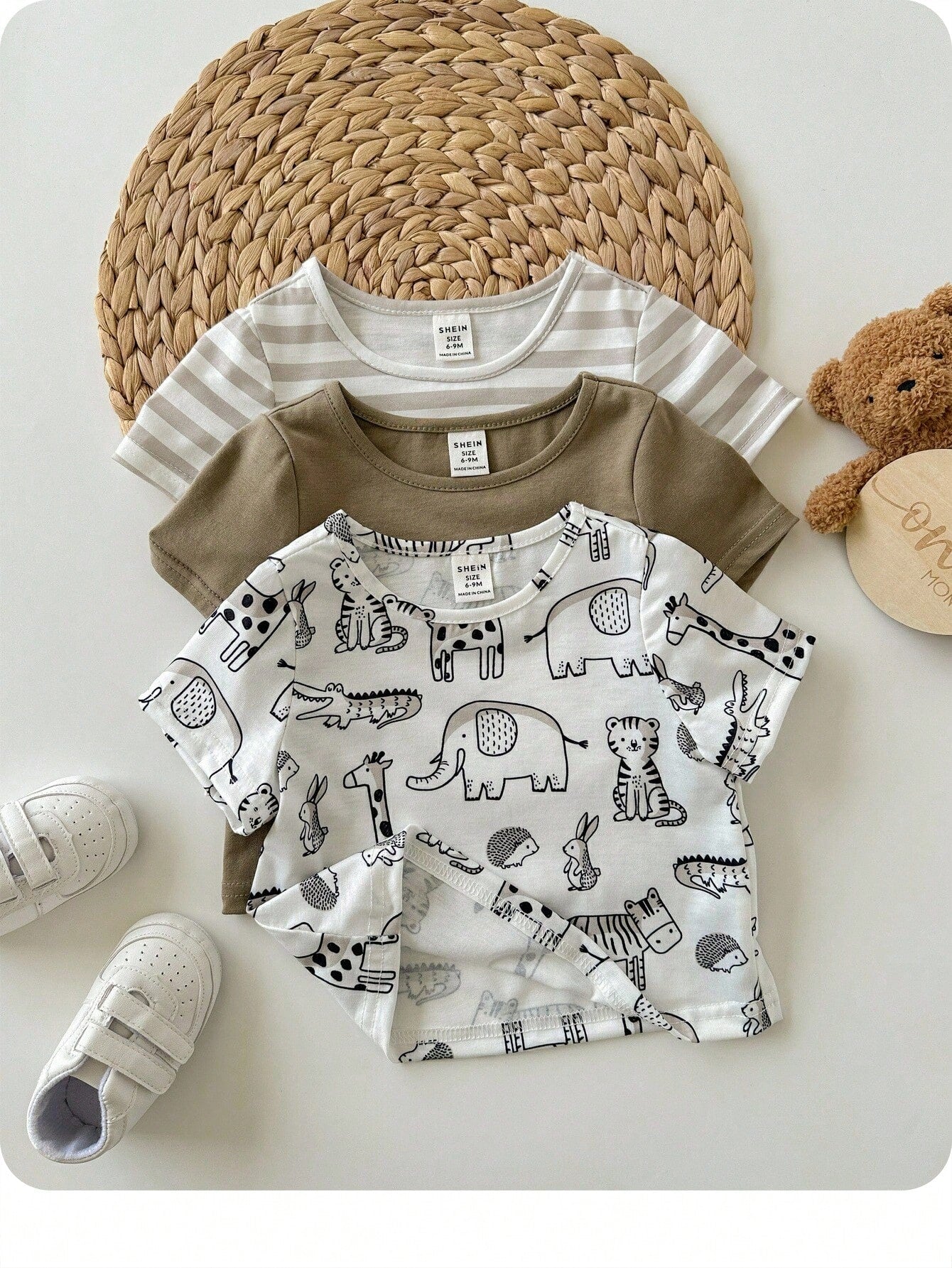 SHEIN 3-Piece Soft Knit Crew Neck Short Sleeve Tops Set For Baby Boy Or Baby Girl Graphic