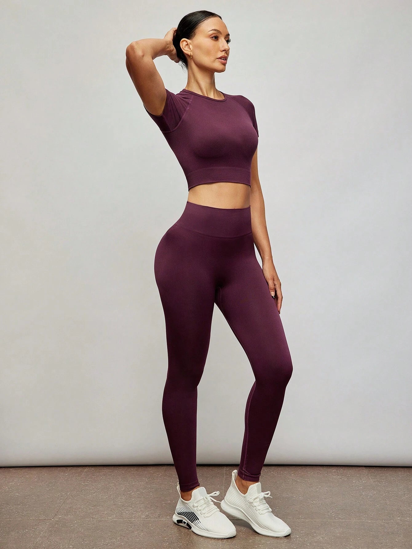  | SHEIN Activina Solid Seamless High Stretch Raglan Sleeve Sports Set Workout Women Set Gym Women Outfit | Leggings | Shein | OneHub