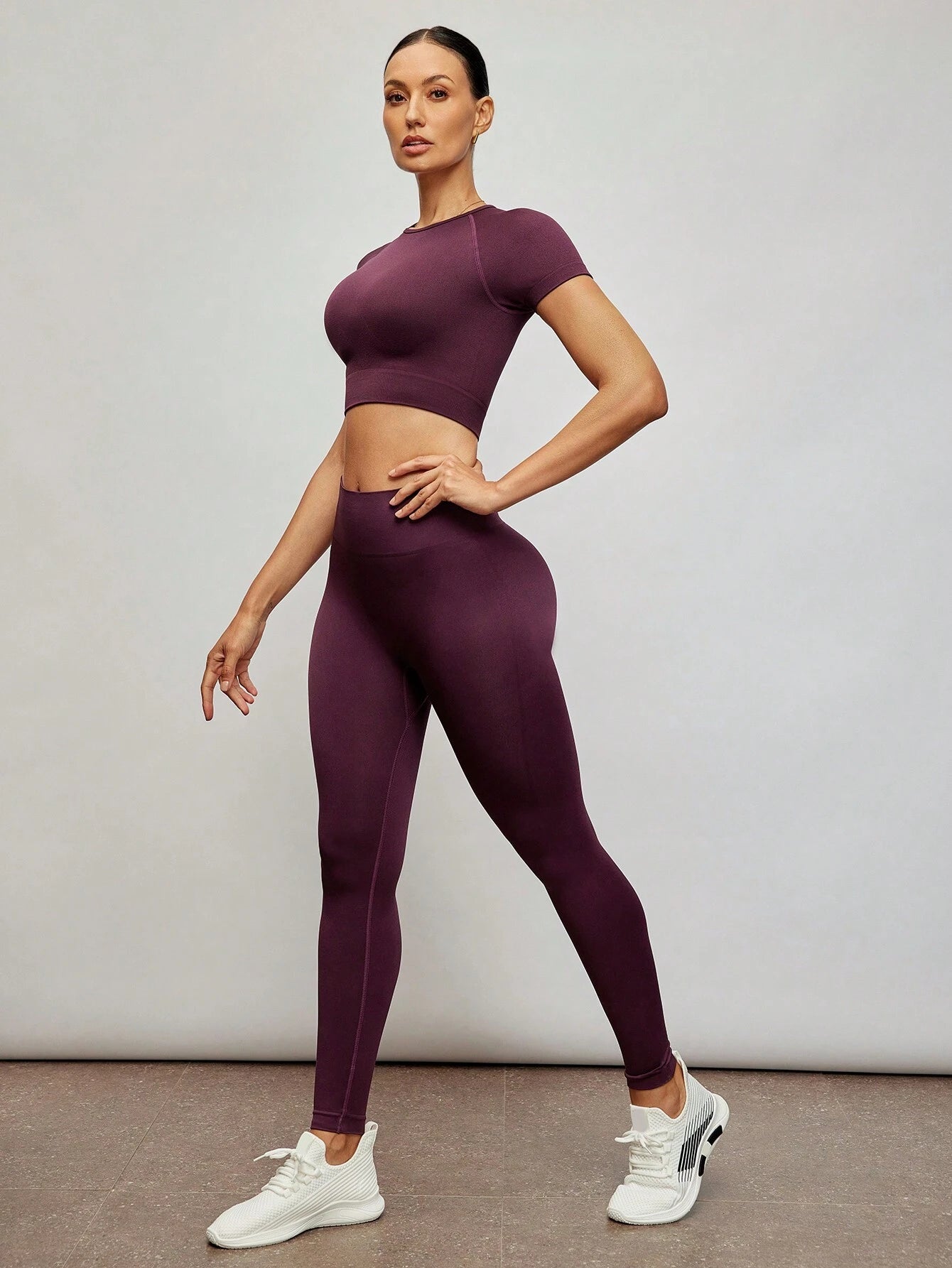  | SHEIN Activina Solid Seamless High Stretch Raglan Sleeve Sports Set Workout Women Set Gym Women Outfit | Leggings | Shein | OneHub