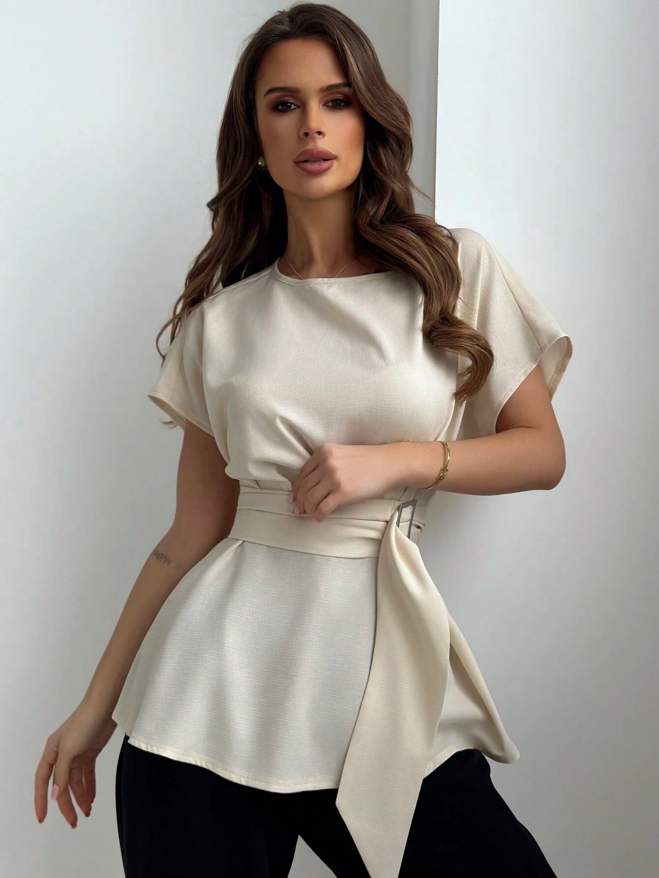 SHEIN Aloruh Round Collar & Waist Belted & X Shaped & Simple & Commuting Women's Shirt