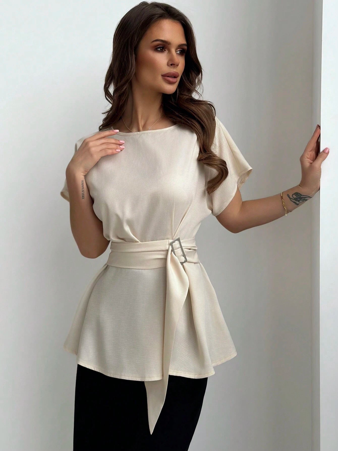 SHEIN Aloruh Round Collar & Waist Belted & X Shaped & Simple & Commuting Women's Shirt
