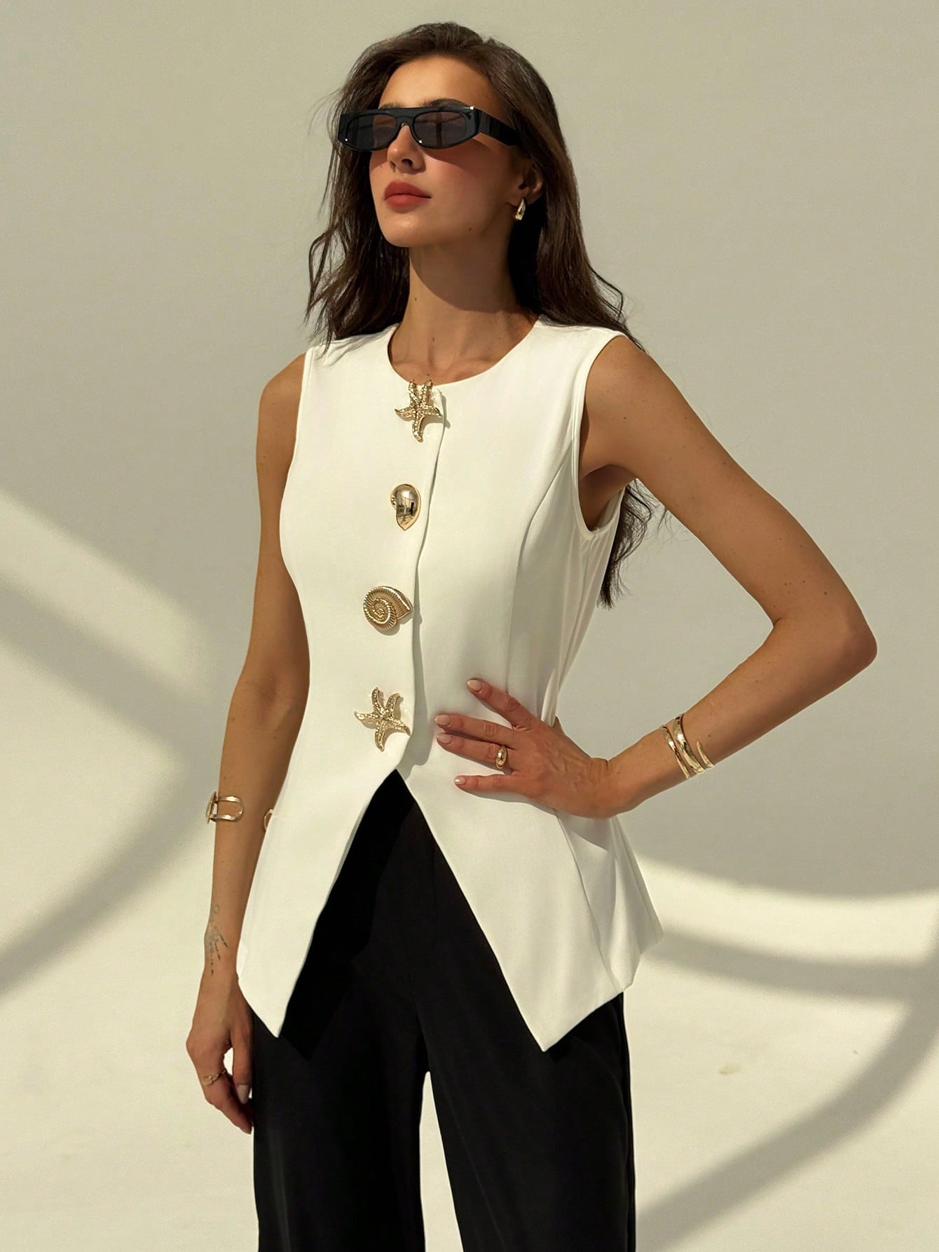  | SHEIN Aloruh Round Neck Sleeveless Minimalist Metal Decor Women's Office Blazer | Blazer | Shein | OneHub