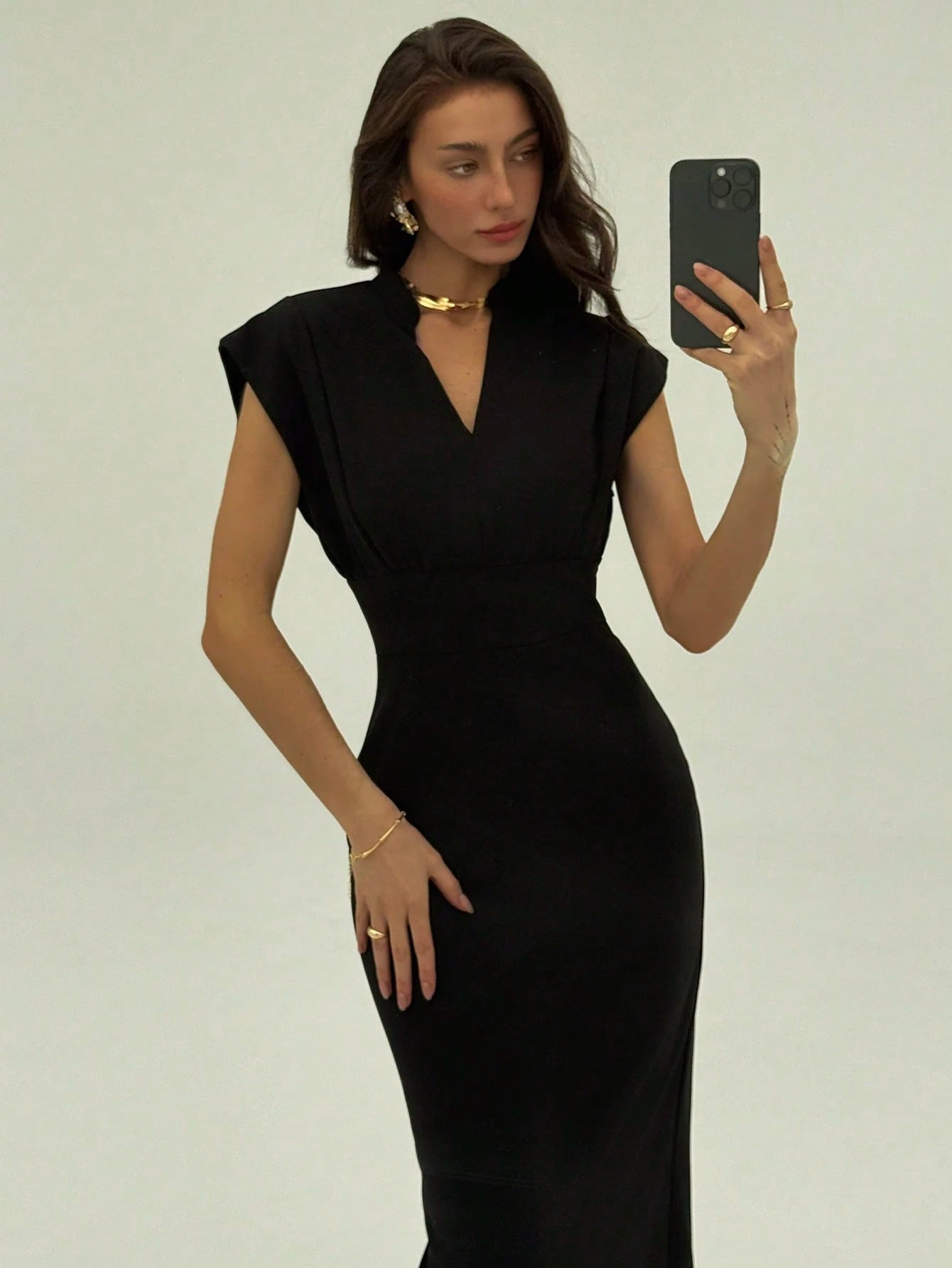  | SHEIN Aloruh Women's Solid Color V-Neck Dolman Sleeve Fitted Midi Dress | Dress | Shein | OneHub