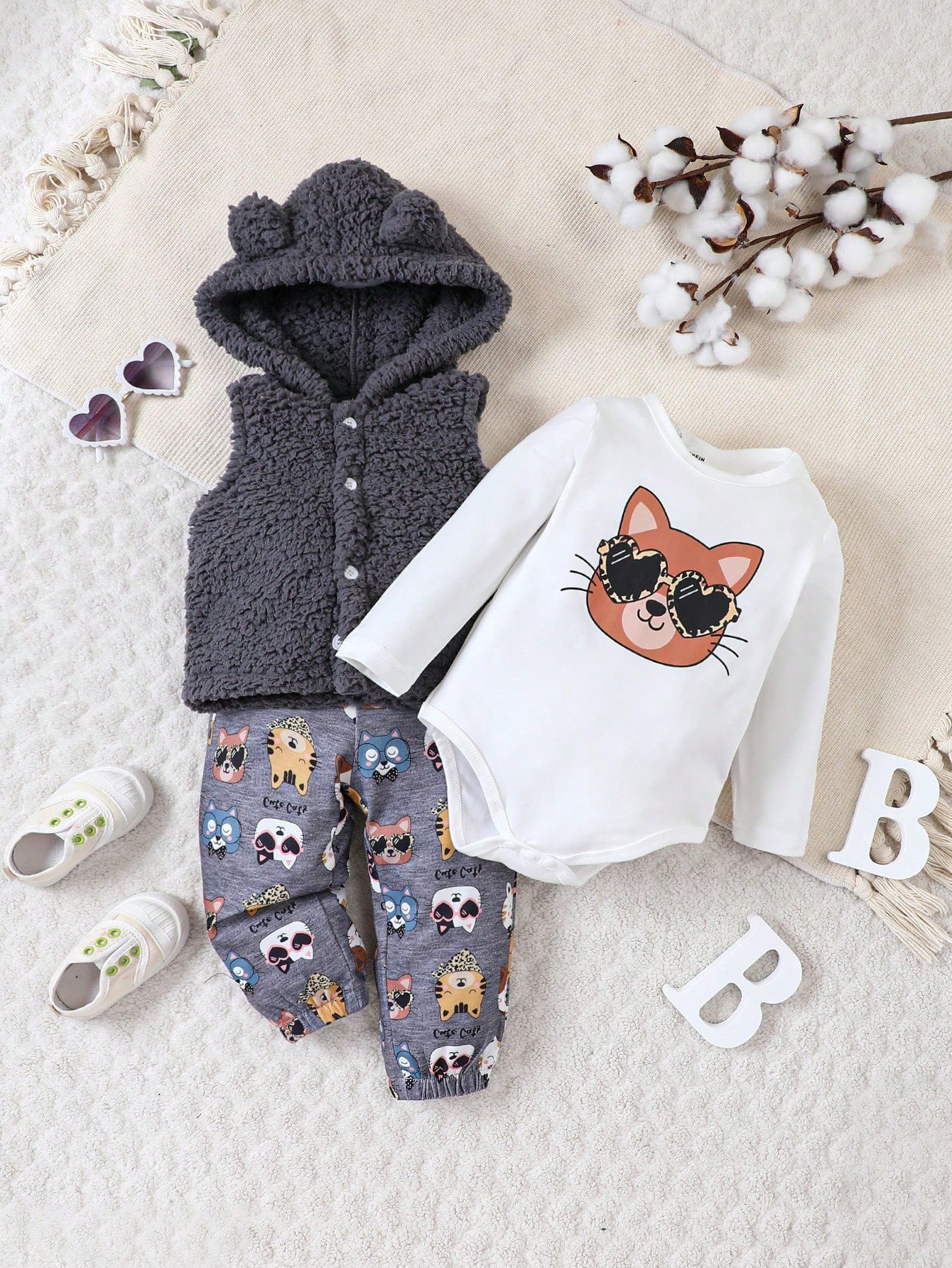  | Baby Boy 3D Ear Patched Hooded Teddy Vest Coat & 1pc Cartoon Graphic Bodysuit & 1pc Pants | Dress | Shein | OneHub