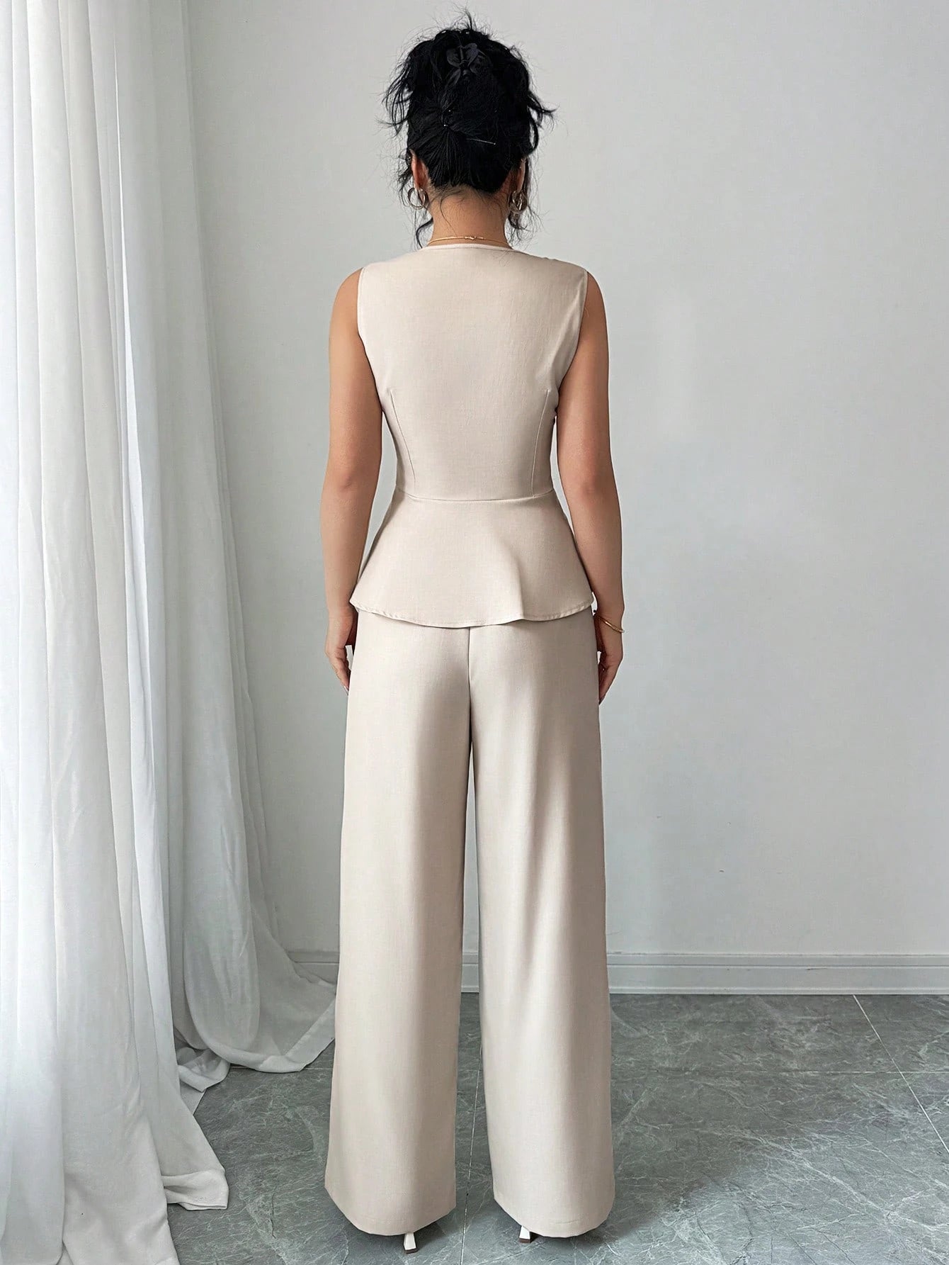 SHEIN Chiquease 2Pcs Embroidered V-Neck Sleeveless Breasted Waist With Asymmetrical Hem Elegant Casual Women's Spring/Summer Vacation Outfit