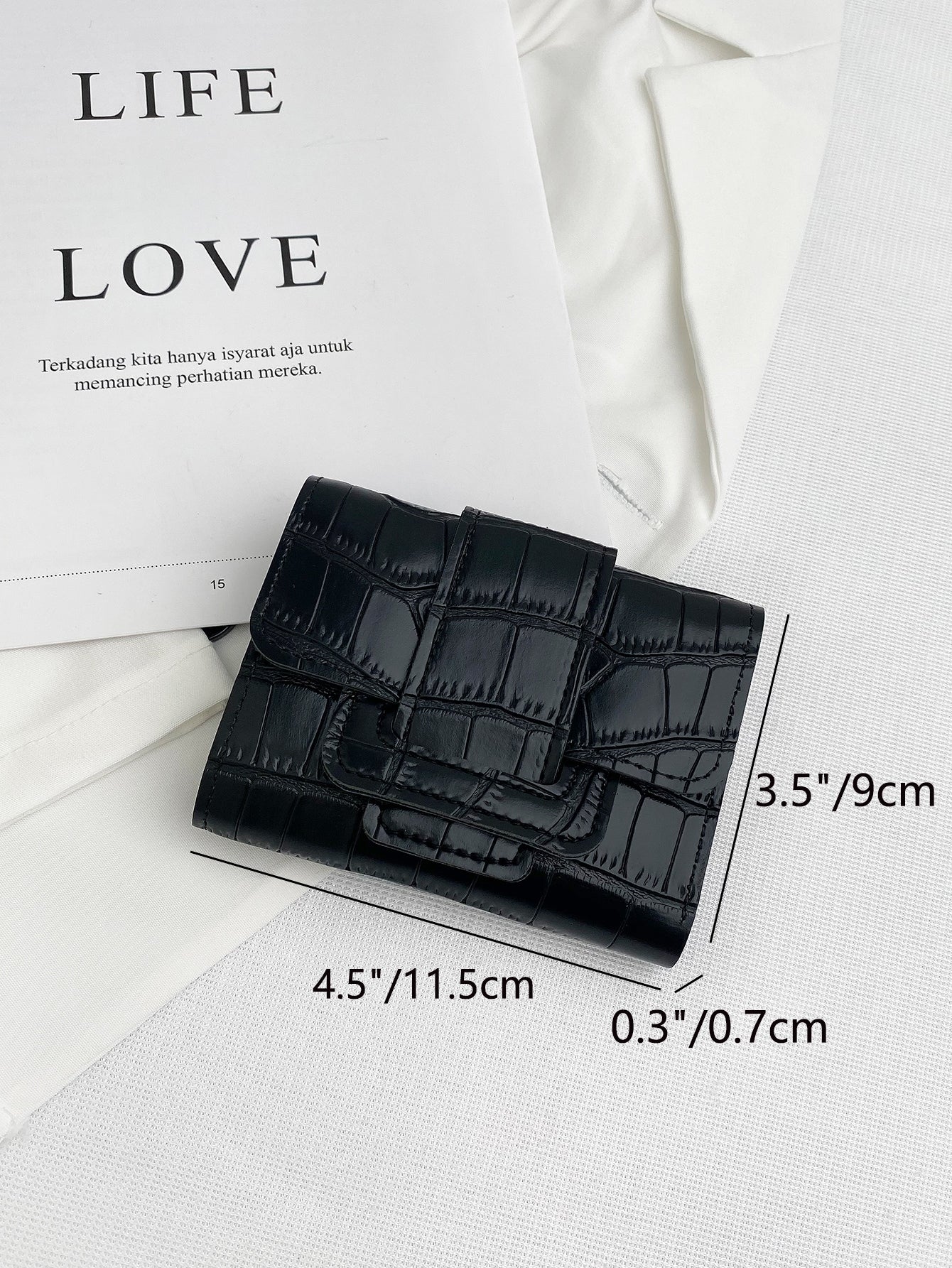  | SHEIN Crocodile Embossed Flap Small Wallet Coin Pocket Small Purse ID Window Bifold Women Wallet | Wallet | Shein | OneHub