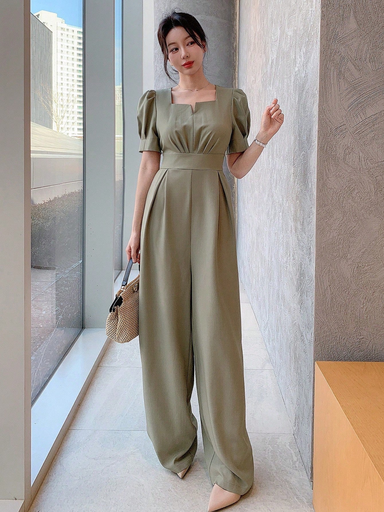 SHEIN DAZY Solid Color Square Neckline Puff Sleeve Women's Jumpsuit