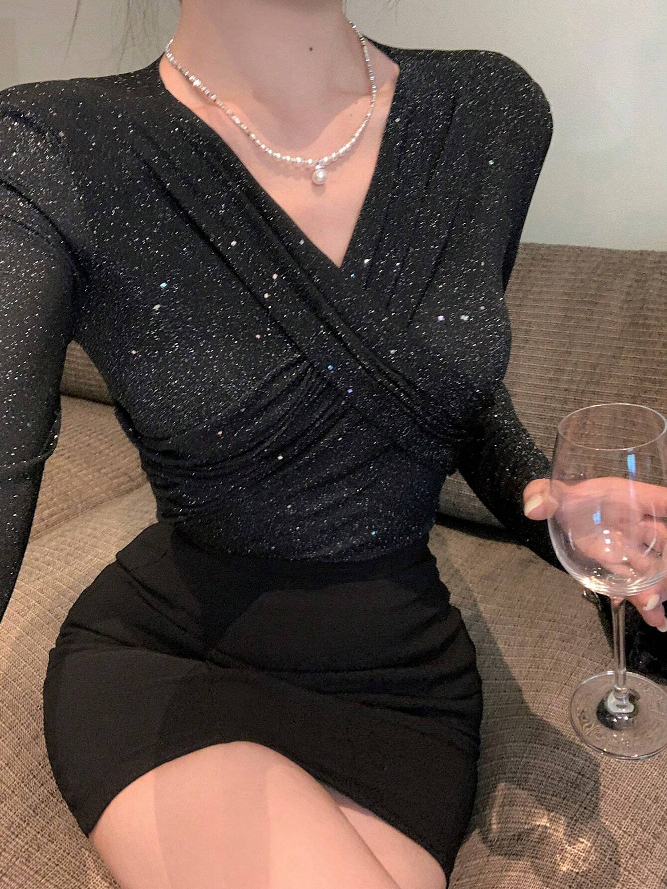 SHEIN DAZY Women's Ruched Cross V-Neck T-Shirt, Autumn/Winter