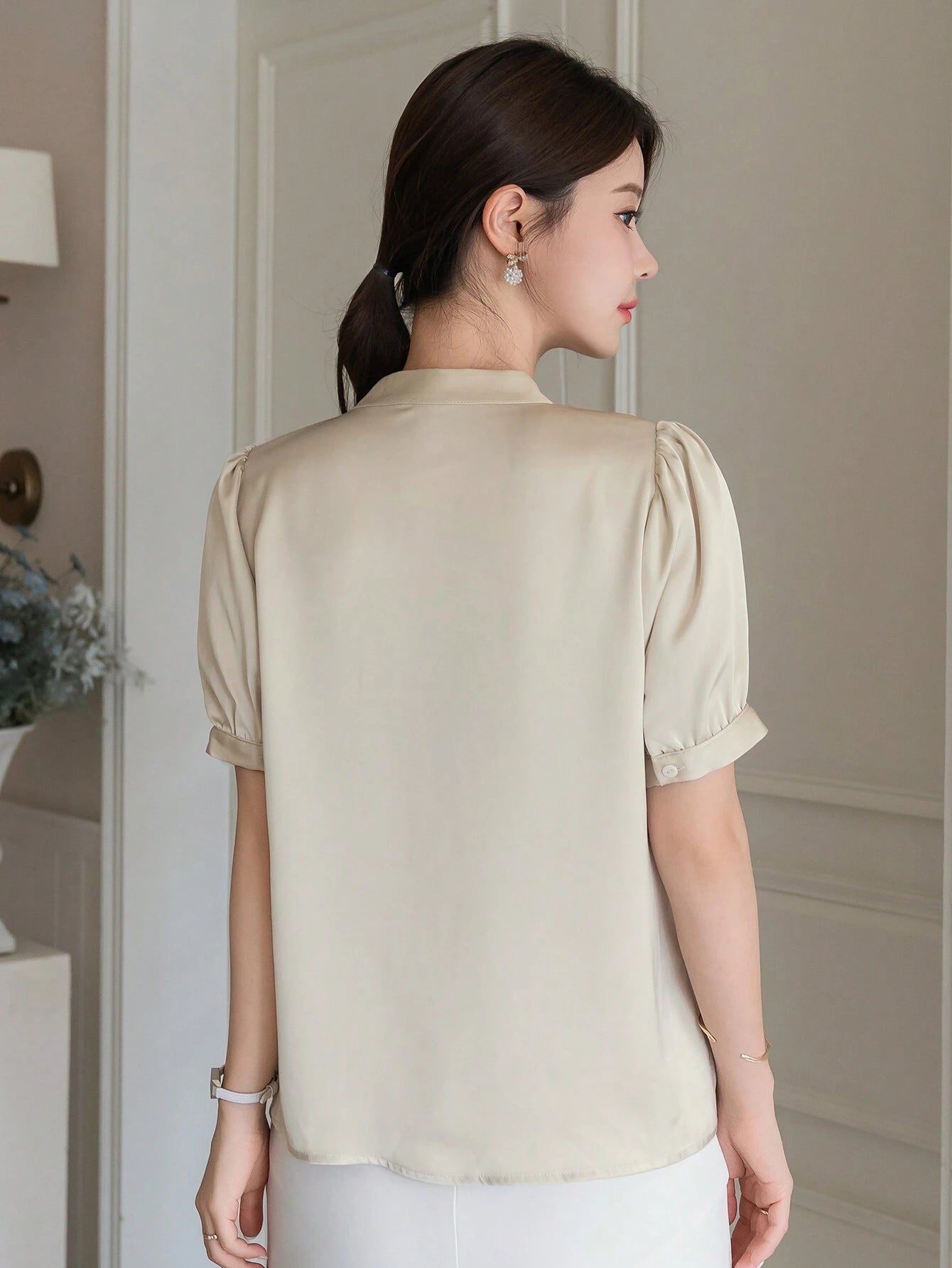 SHEIN DAZY Women's Solid Color Simple Everyday Short Sleeve Shirt,Ruffle