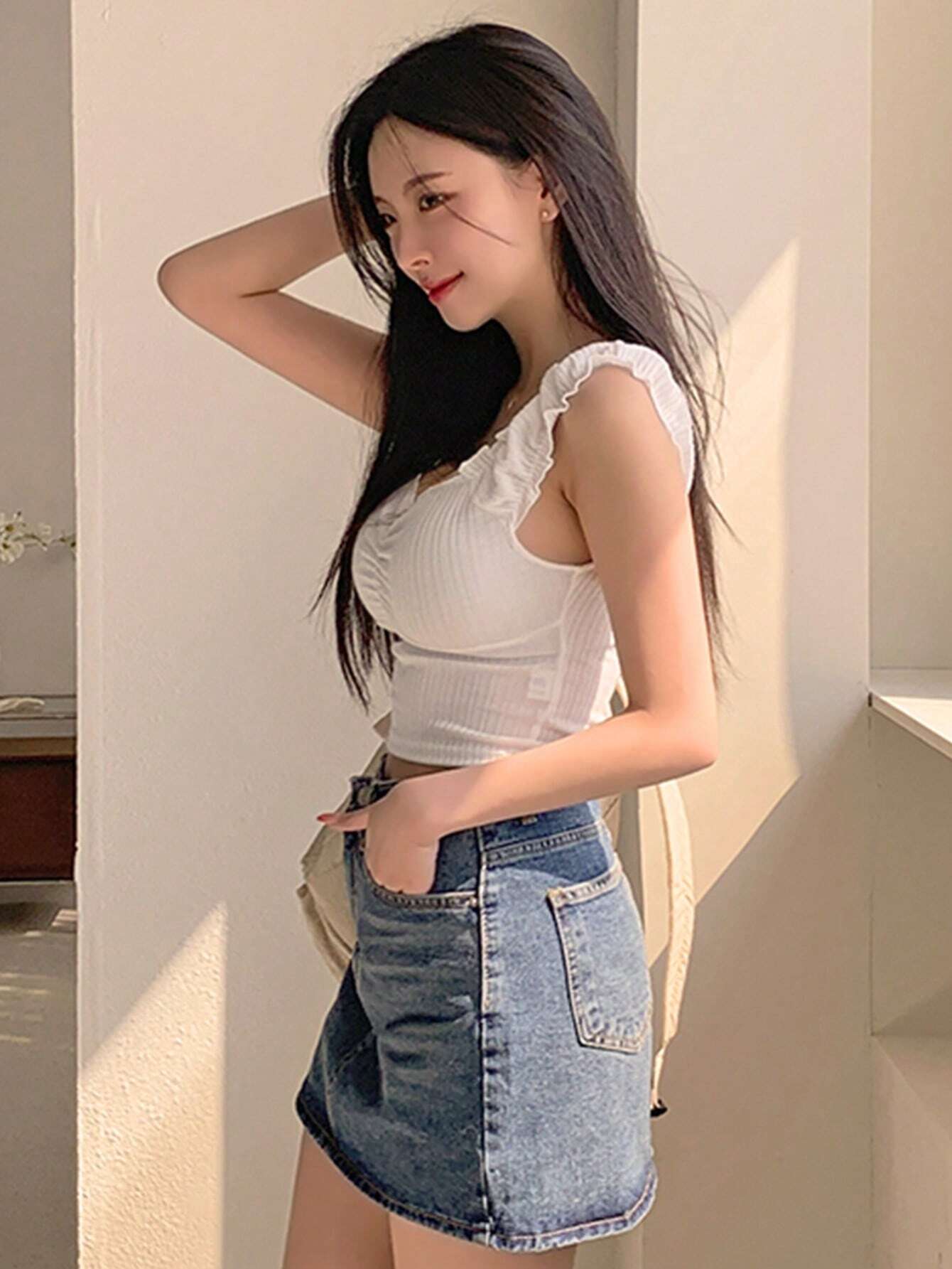  | SHEIN DAZY Women's Summer Casual Solid Color Ruched Sweetheart Collar Tank Top Going Out Tops | Shirt | Shein | OneHub