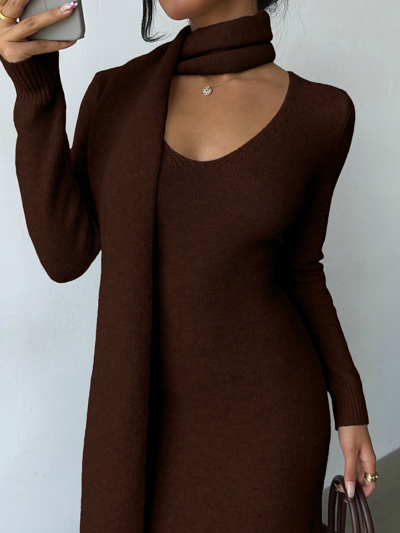 SHEIN Elenzga Elegant Light Apricot V-Neck Simple Comfortable Vintage Style Knitted Dress With Tassel Scarf, Suitable For Commuting And Outings In Autumn/Winter