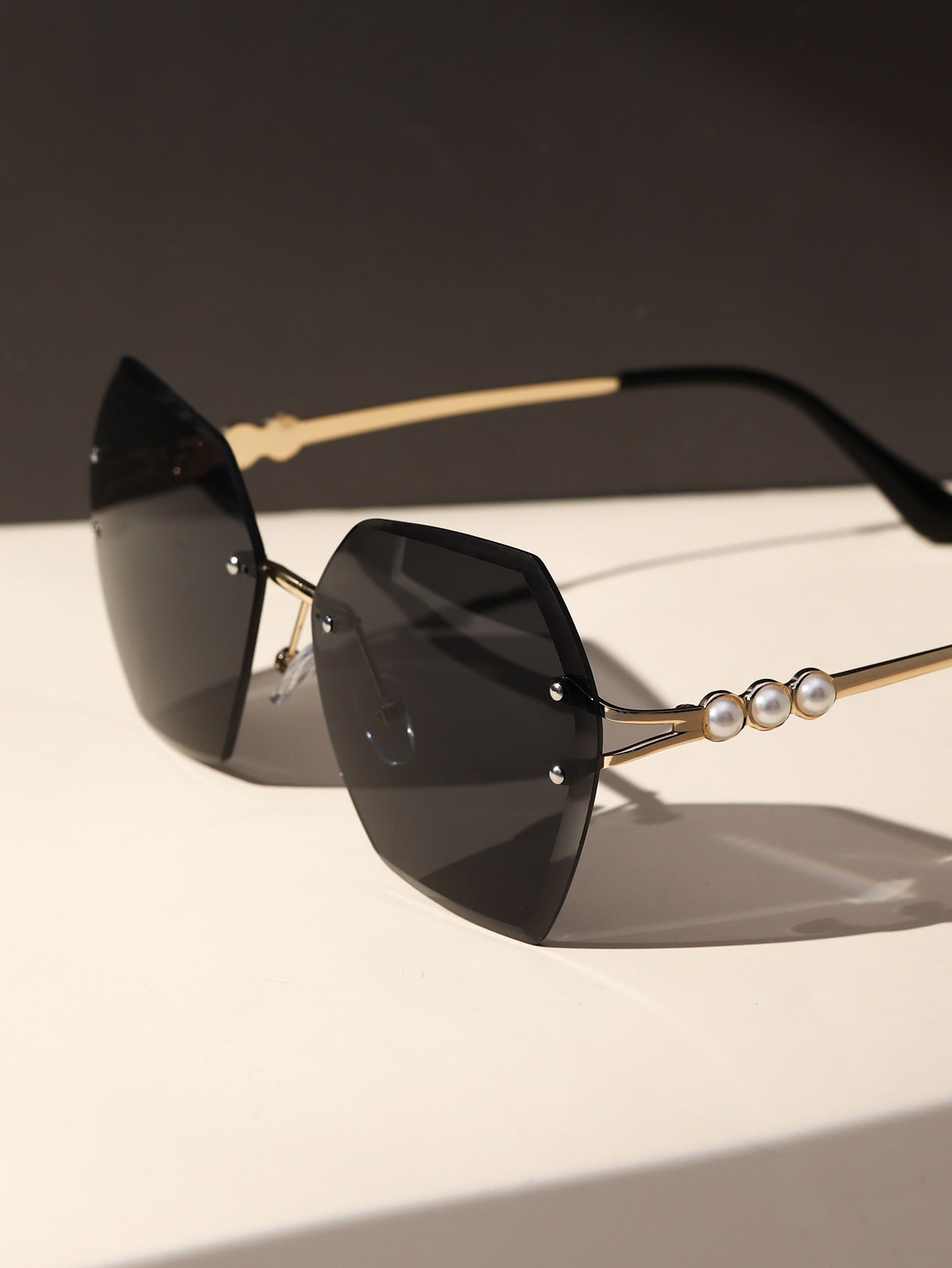  | SHEIN Faux Pearl Decor Rimless Fashion Glasses | Sunglasses | Shein | OneHub