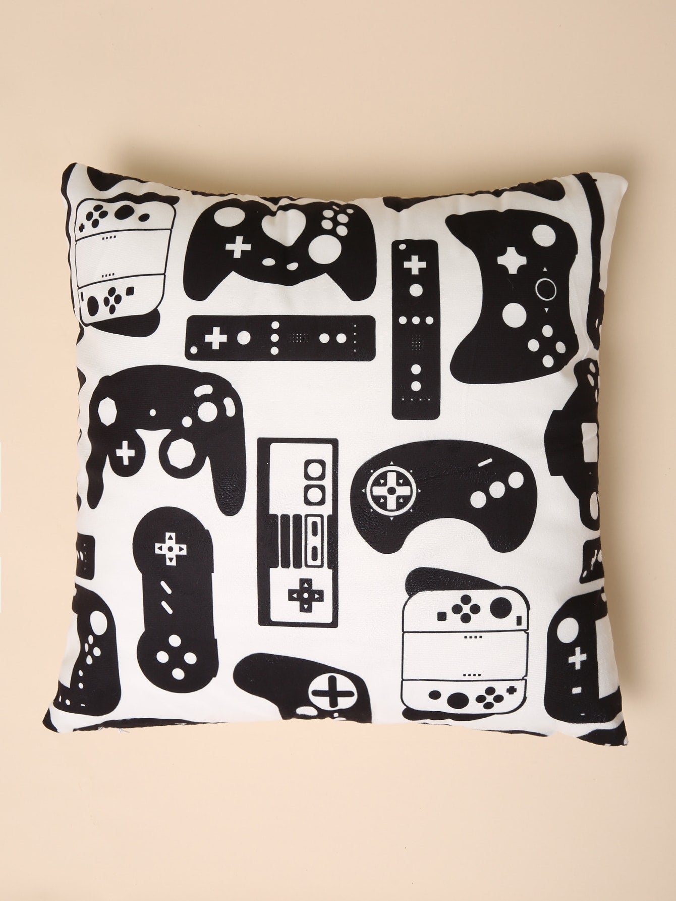  | SHEIN Gamepad Print Cushion Cover Without Filler, Modern Throw Pillow Cover, Pillow Insert Not Include, For Sofa, Living Room | Pillow Cover | Shein | OneHub