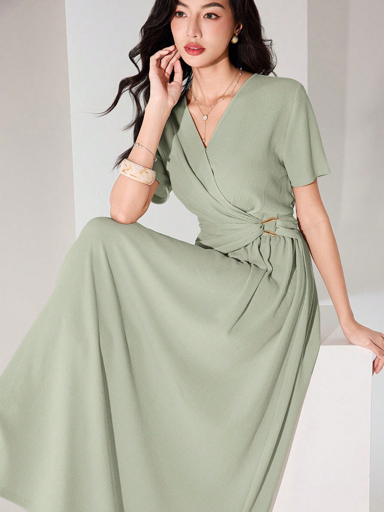 SHEIN Heiryn Women's Summer Solid Color V-Neck Short Sleeve Pleated Elegant Dress