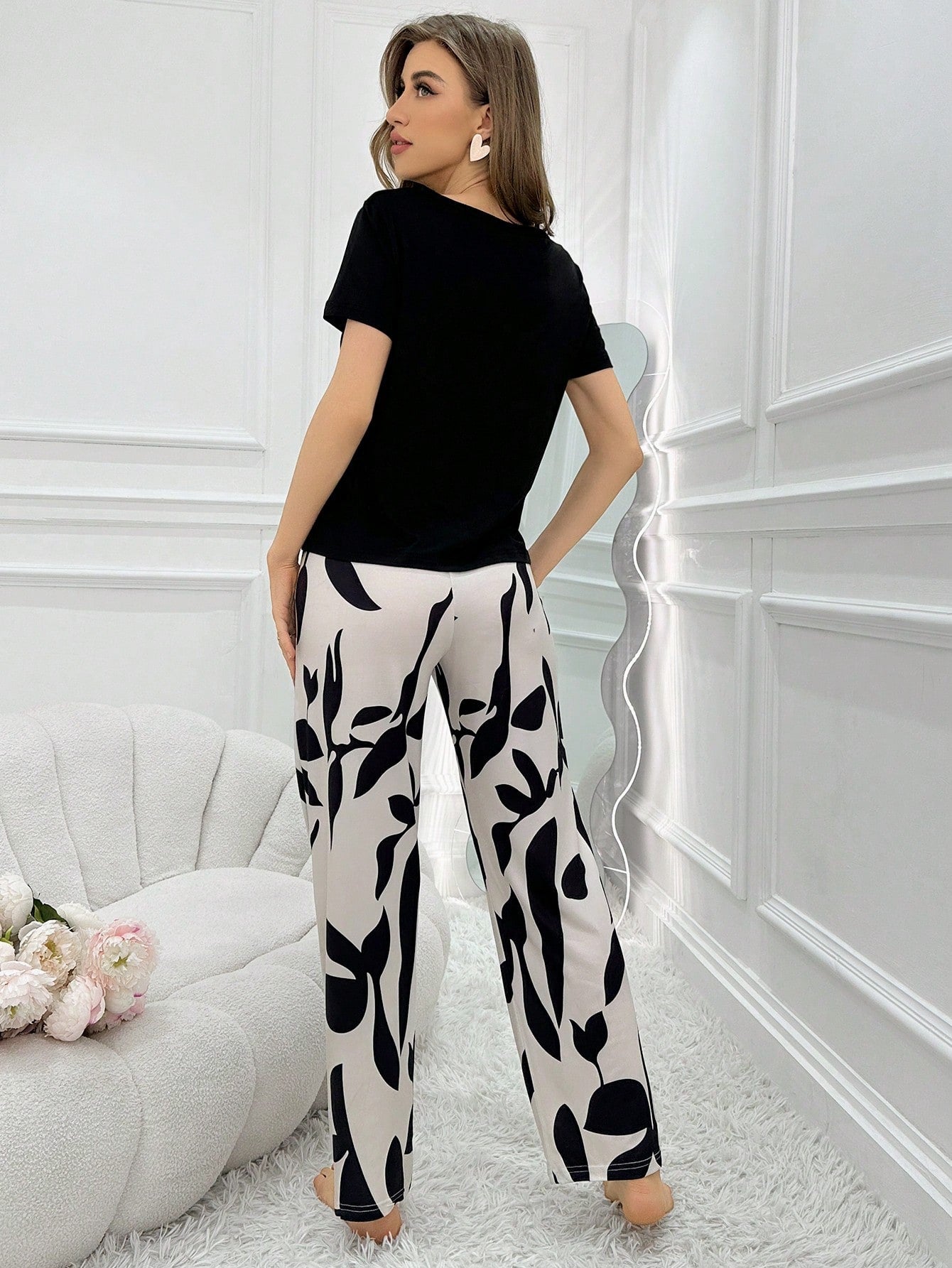  | SHEIN Ladies' Simple & Fashionable Casual Short Sleeve Top & Pants Pajama Set | Loungewear | Shein | OneHub