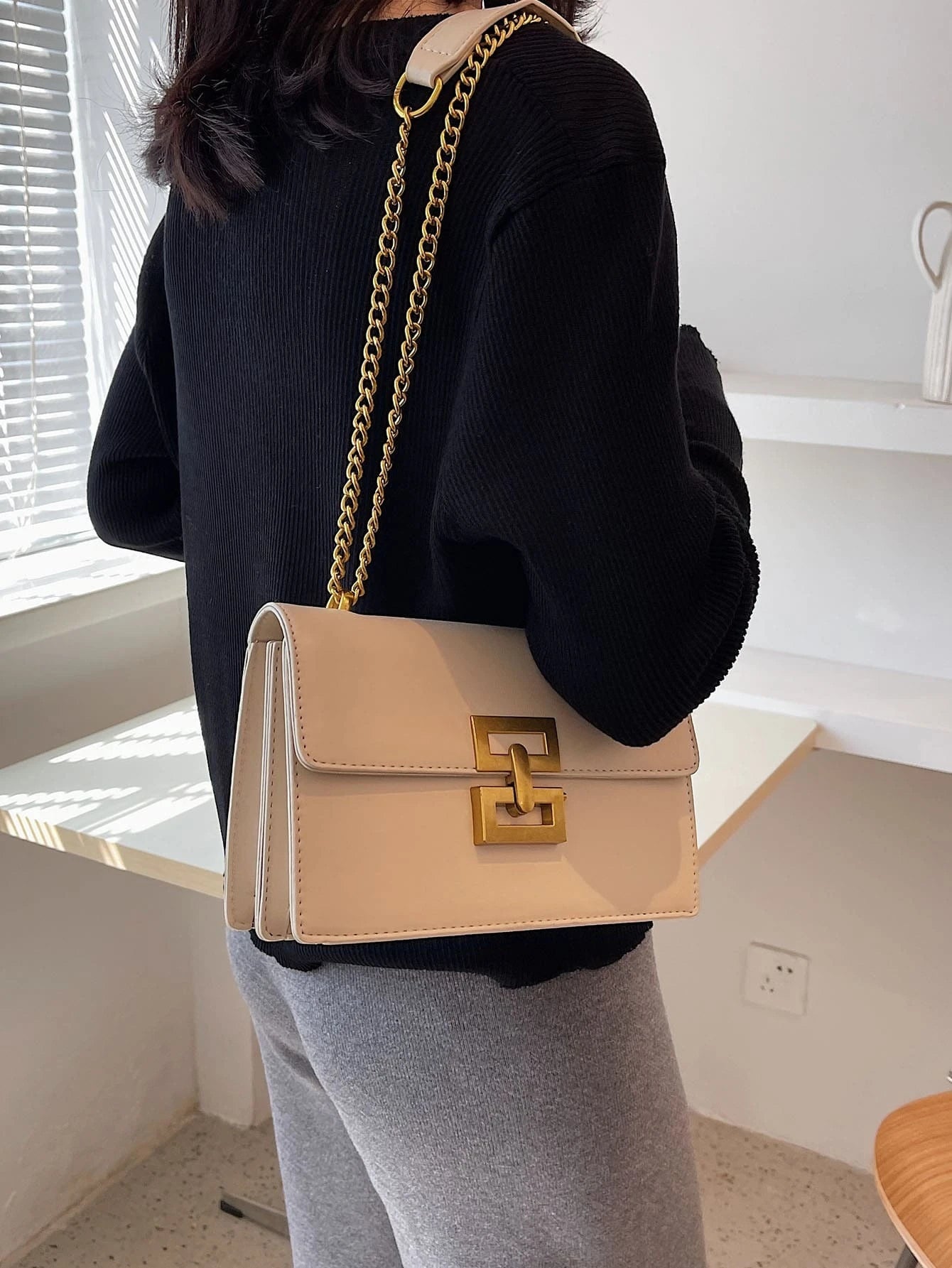  | SHEIN Lightweight,Business Casual Minimalist Chain Flap Square Bag | Bags | Shein | OneHub