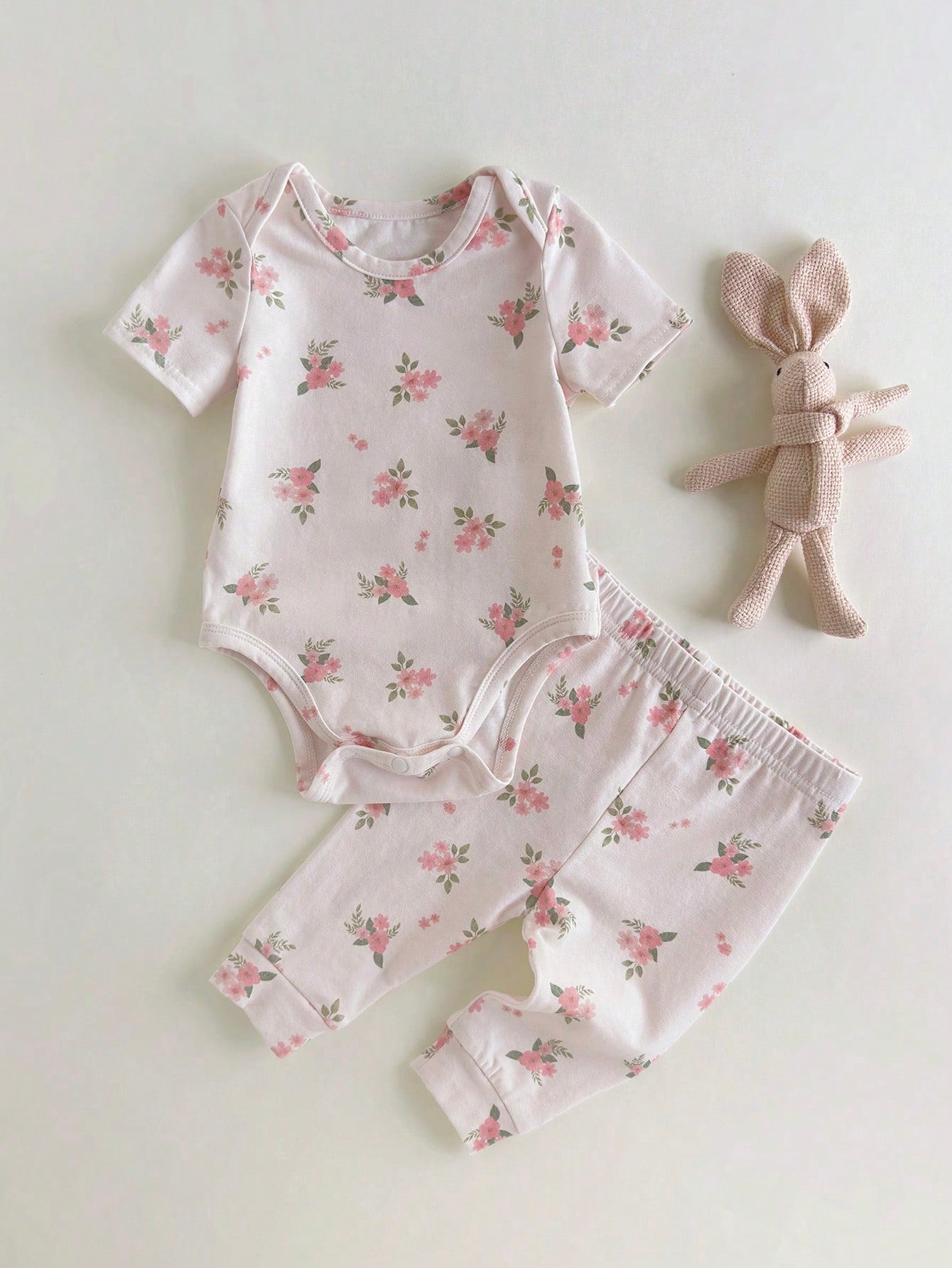  | SHEIN Loomiva Newborn Baby Floral Print Soft Knitted Crew Neck Short Sleeve Romper With Elastic Waist Pants 2Pcs Set | Dress | Shein | OneHub
