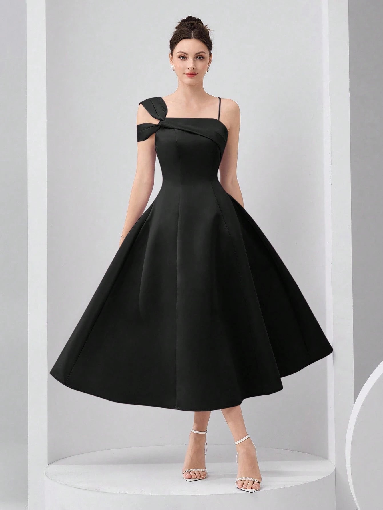 SHEIN Modelyn Women's Solid Color Asymmetric Neck Pleated Elegant Dress,Black Dresses Classy Elegant