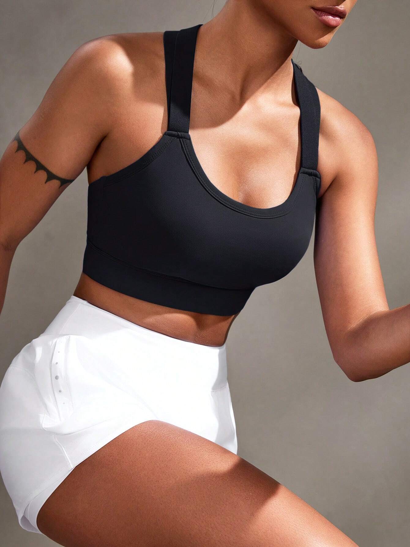  | SHEIN Powerista Women's Solid Color Stretch Criss-Cross Seamless Wirefree Sports Bra | Sports Bra | Shein | OneHub