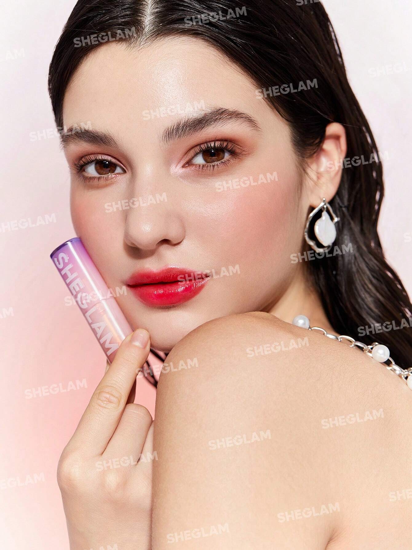 SHEGLAM Mirror Kiss High-Shine Lipstick-Main Character 12 Colors High Gloss Shine Glitter Lipstick