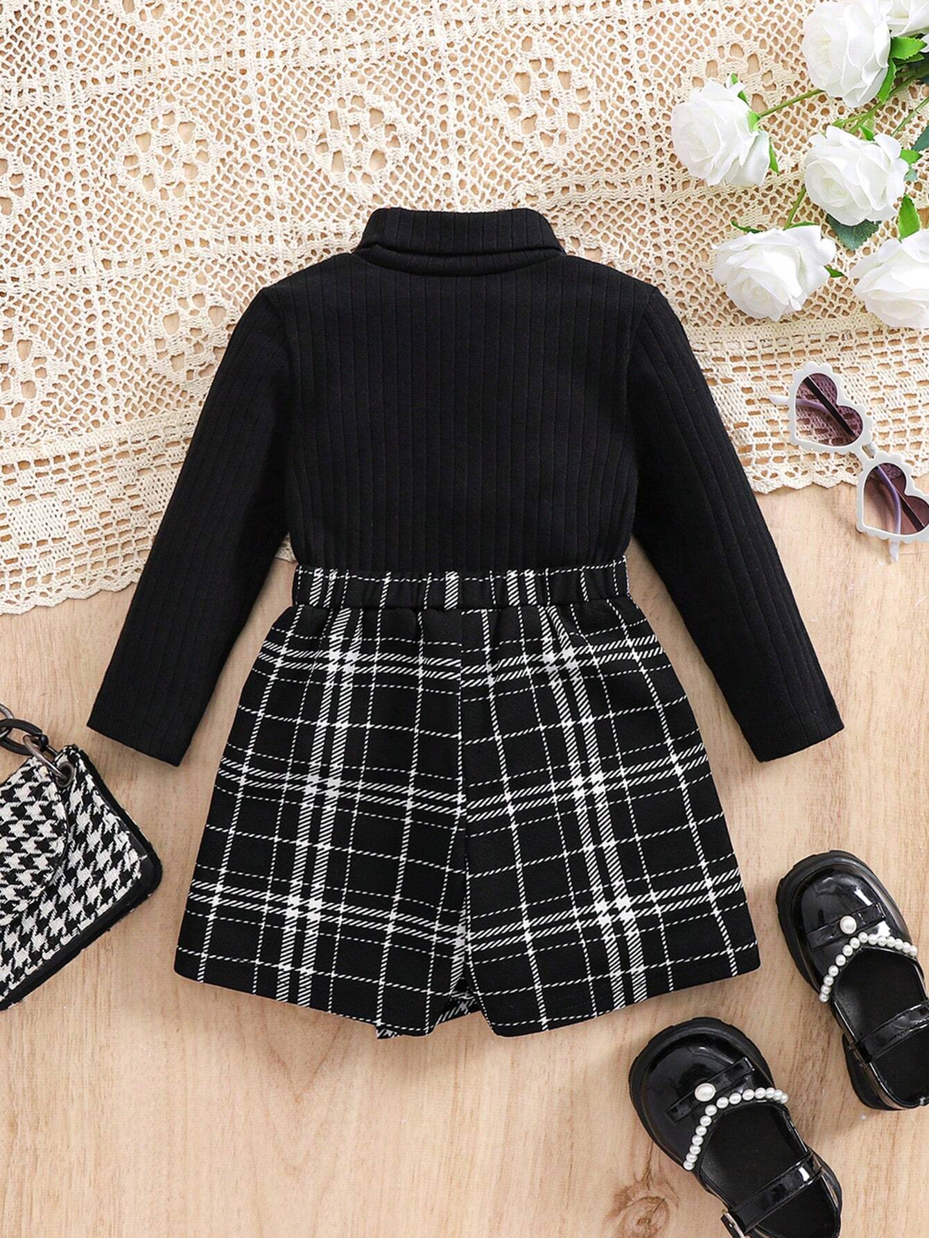 SHEIN 2pcs Baby Girl Knit Black Long Sleeve Shirt And Plaid Elastic Waist Shorts Set