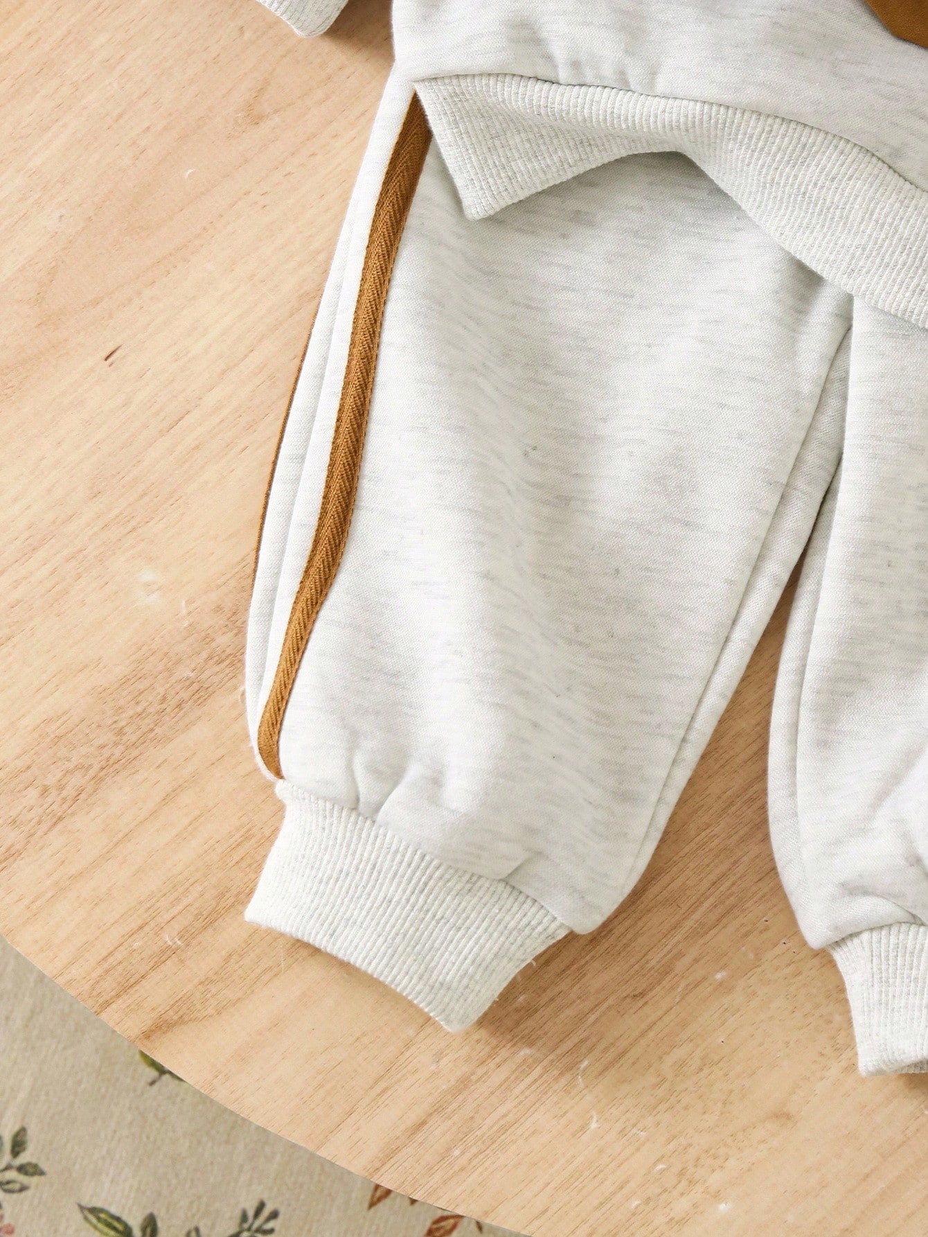 SHEIN 3pcs Baby Boy Toddler Newborn 0-3 Years Old Autumn/Winter Cute Teddy Bear Crossbody Bag + Long Sleeve Fleece Sweatshirt + Pants 3 PiecesOutfit Set Fall