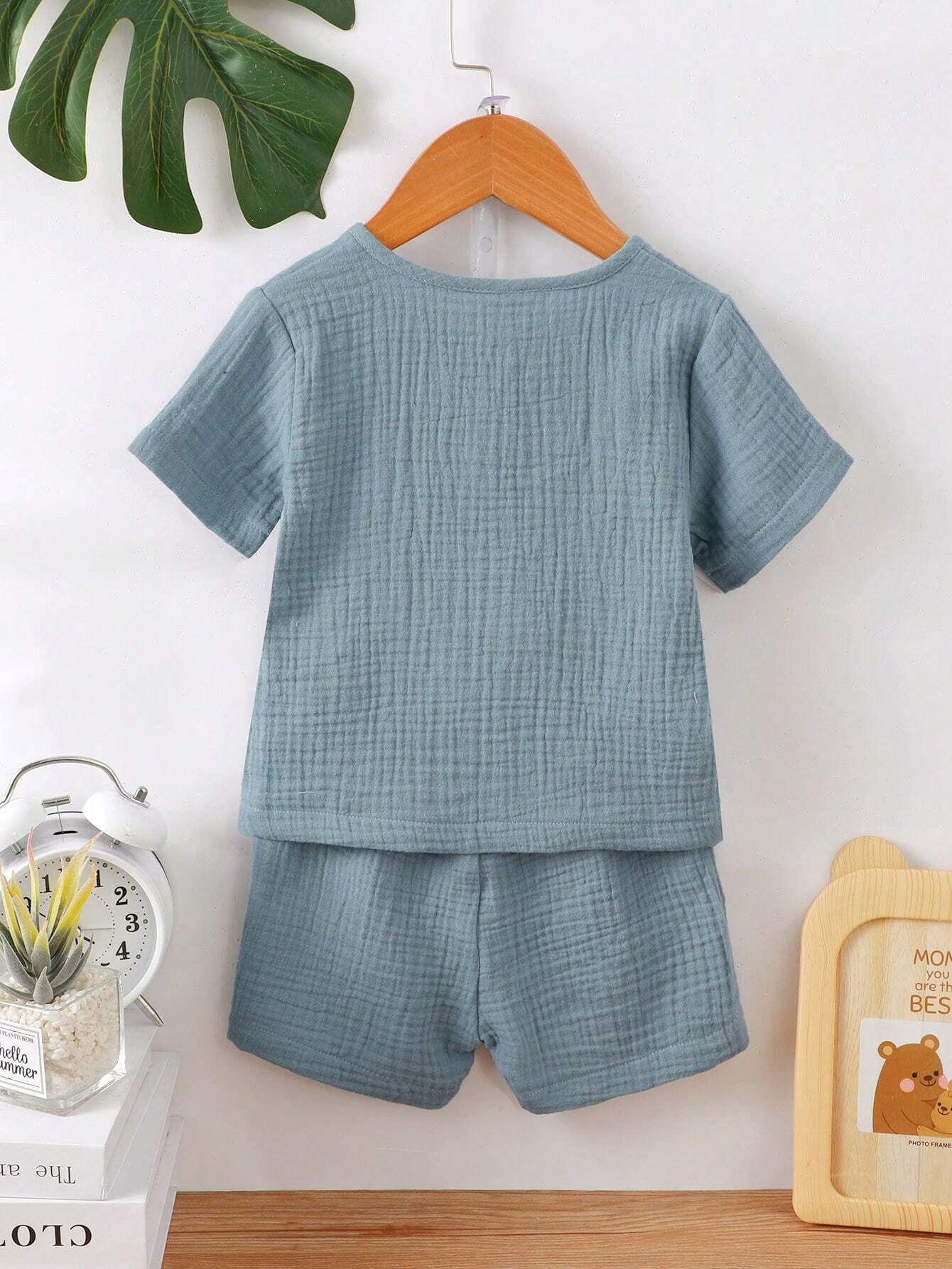  | SHEIN Baby Boy Solid Texture Loose Fit Leisure Suit | Dress | Shein | OneHub