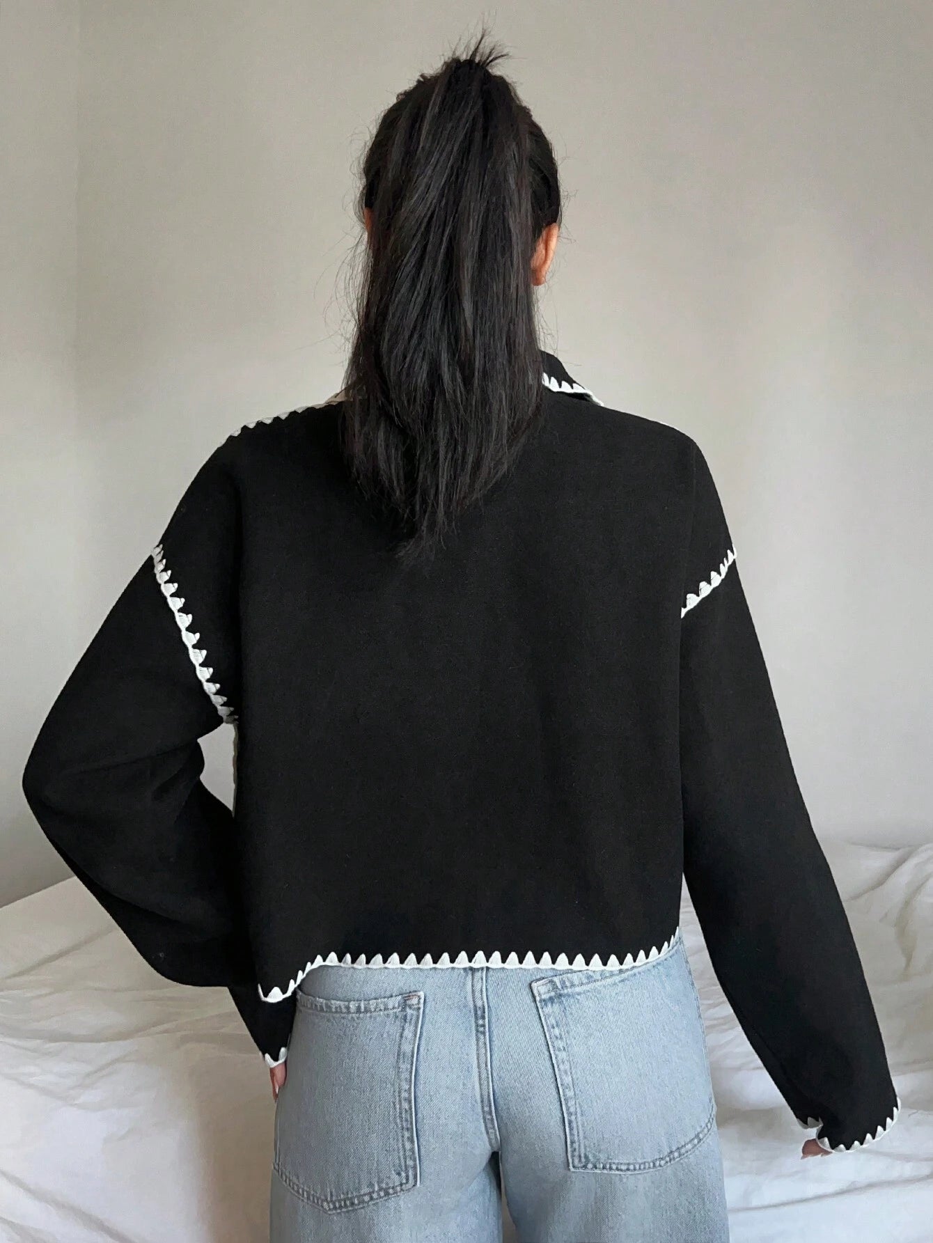 SHEIN EZwear Contrast Color Cropped Jacket In Fall/Winter