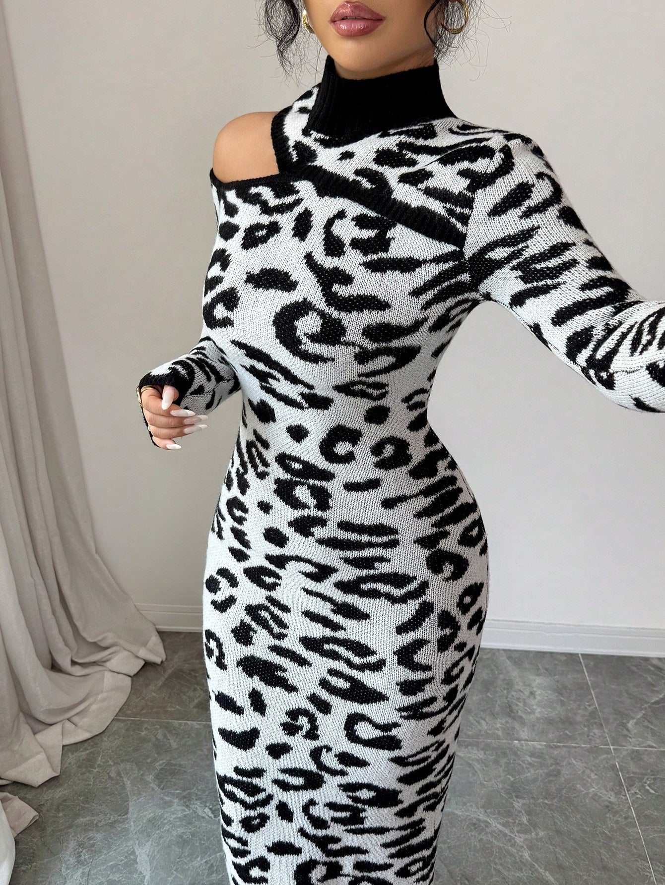 SHEIN Elenzya Elegant Women's Leopard Print Long Sleeve Mock Neck Fitted Knit Sweater Dress, Suitable For Commuting, Autumn/Winter