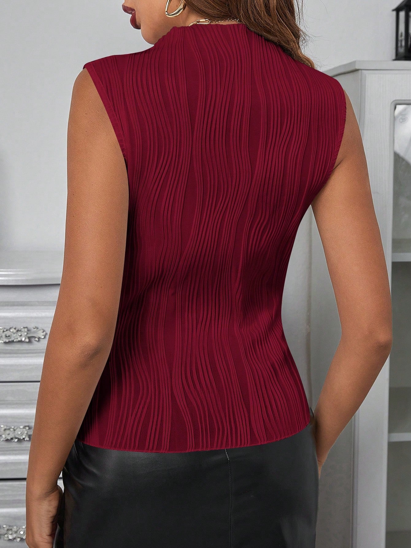  | SHEIN Essnce Mock Neck Solid Tank Top | Top | Shein | OneHub
