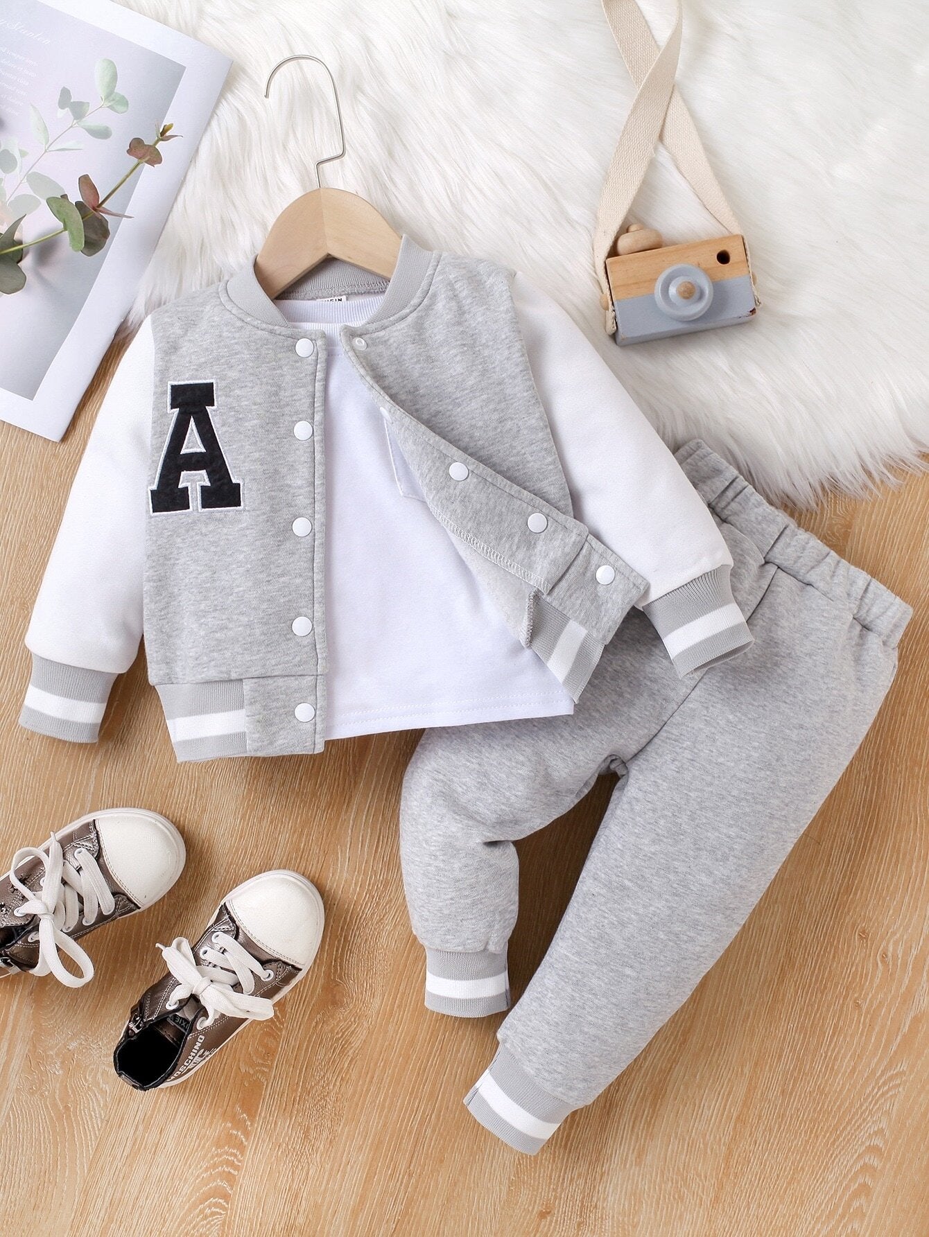  | SHEIN Genkimix Kids Baby Boy Letter Patched Thermal Lined Bomber Jacket & Sweatpants | Dress | Shein | OneHub