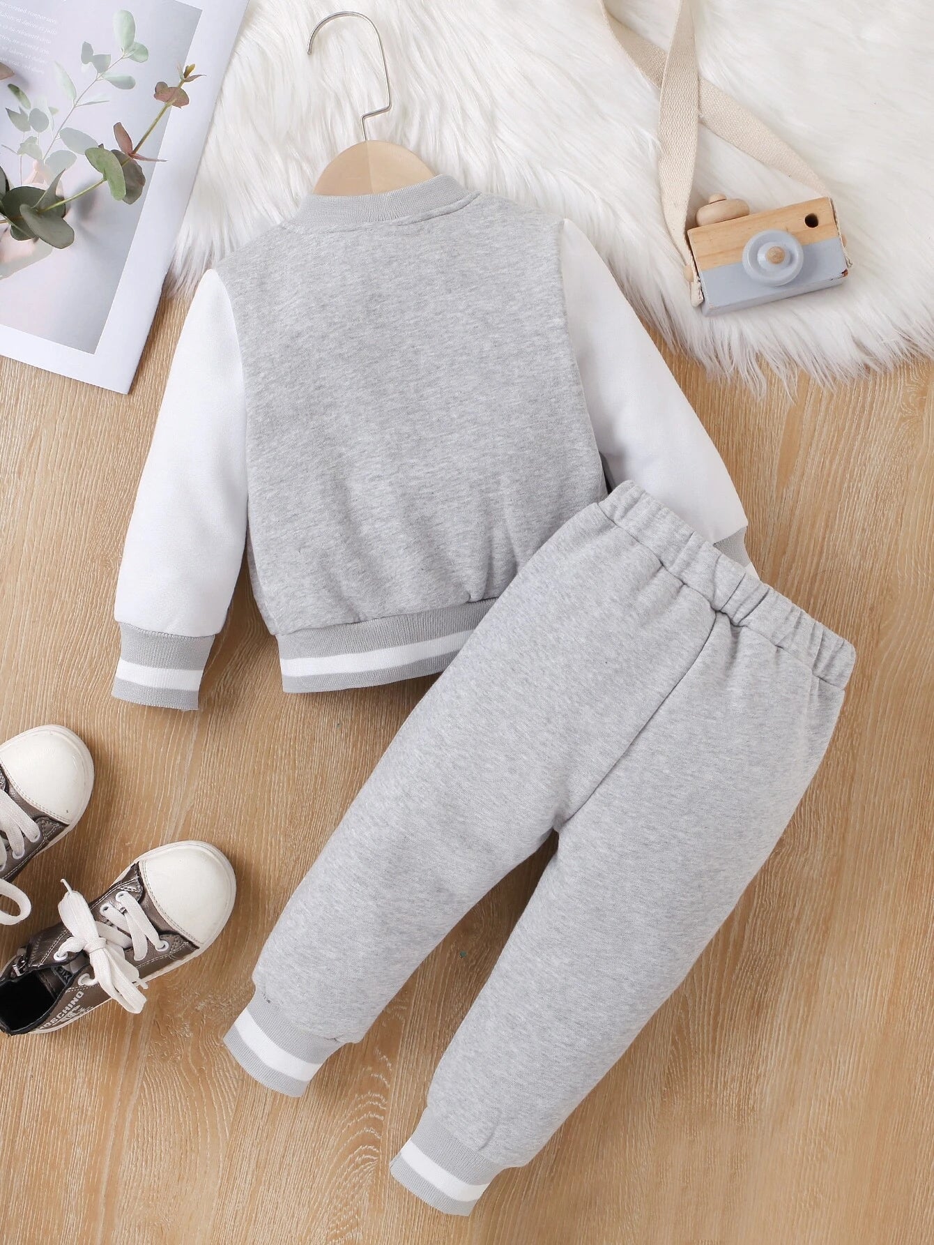  | SHEIN Genkimix Kids Baby Boy Letter Patched Thermal Lined Bomber Jacket & Sweatpants | Dress | Shein | OneHub