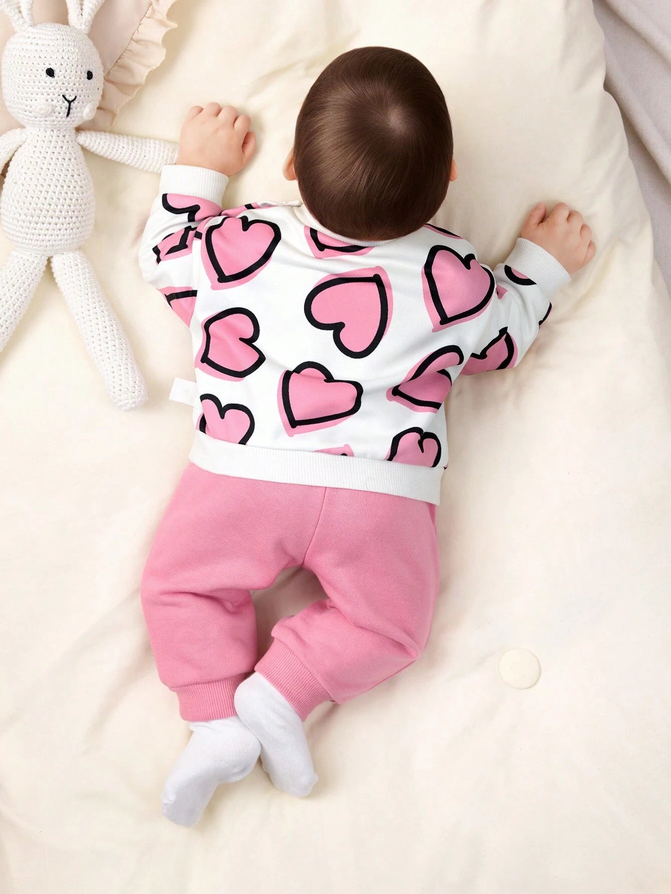  | SHEIN Newborn Baby Girl Heart Printed Sweatshirt And Solid Color Elastic Waist Long Pants Set | Bodysuit | Shein | OneHub