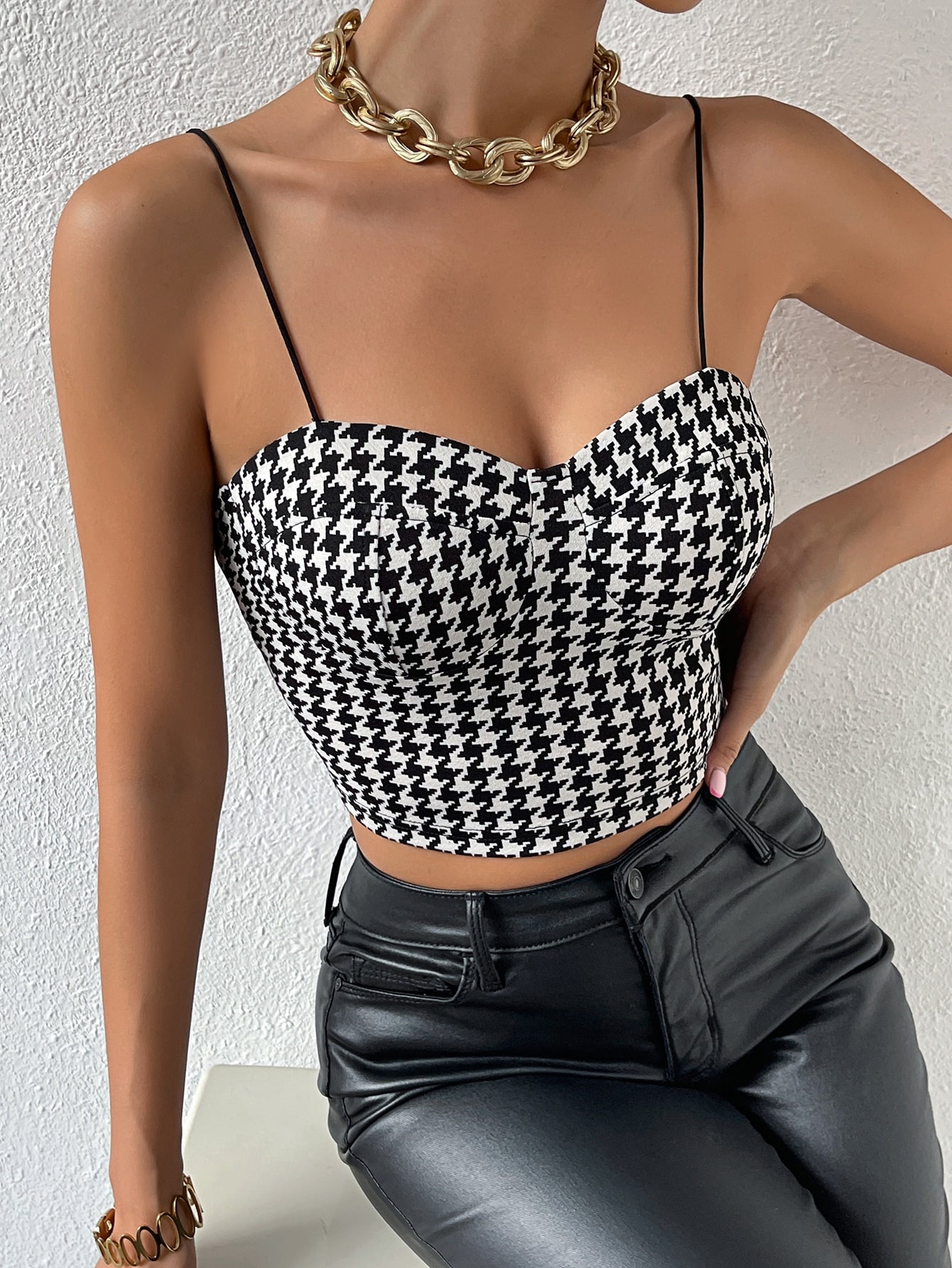  | SHEIN Priv̩ Houndstooth Bustier Crop Cami Top | Top | Shein | OneHub