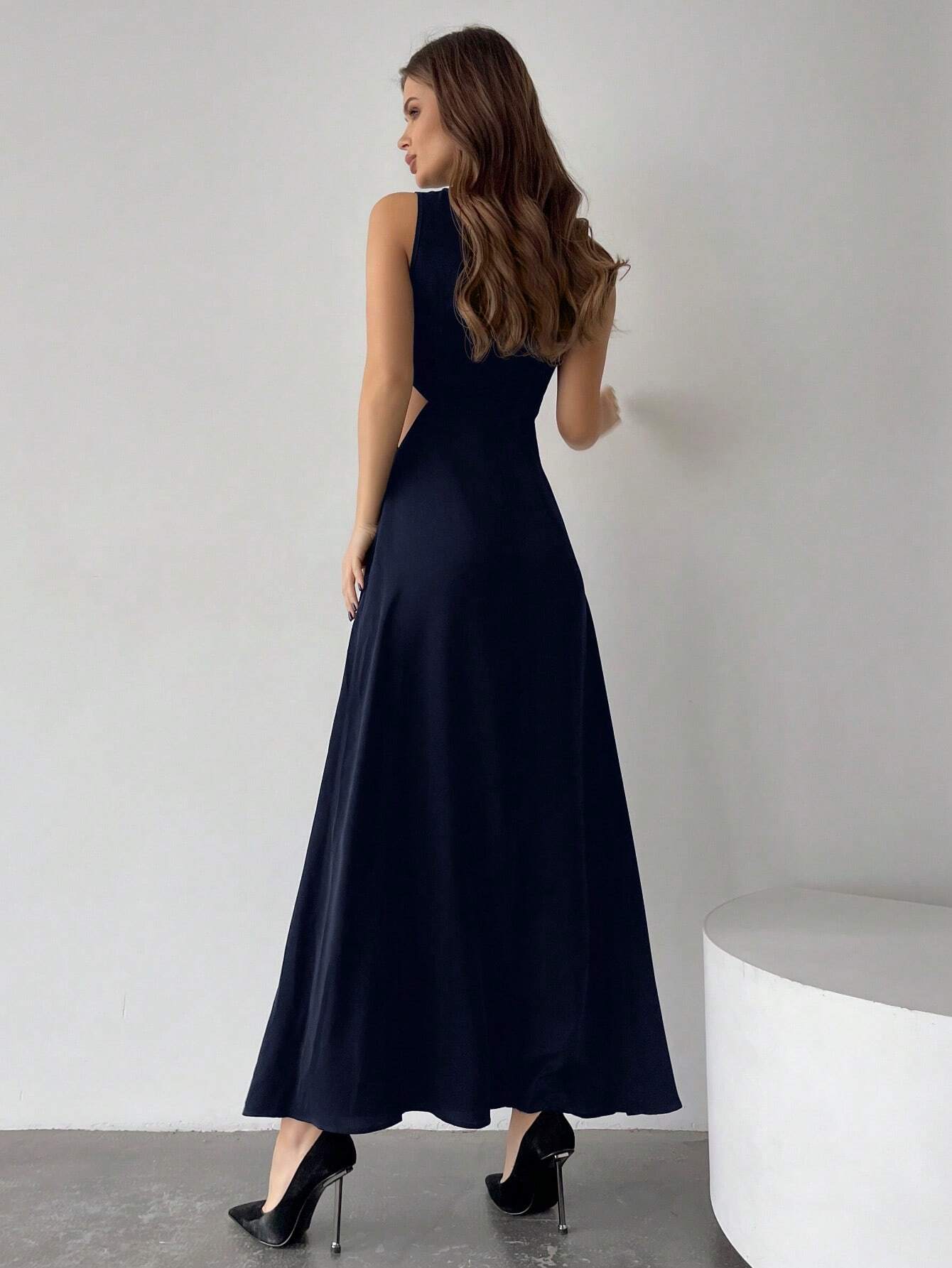  | SHEIN Privé Ladies' Solid Color Halter Neck Hollow Out Fashionable Dress | Dress | Shein | OneHub