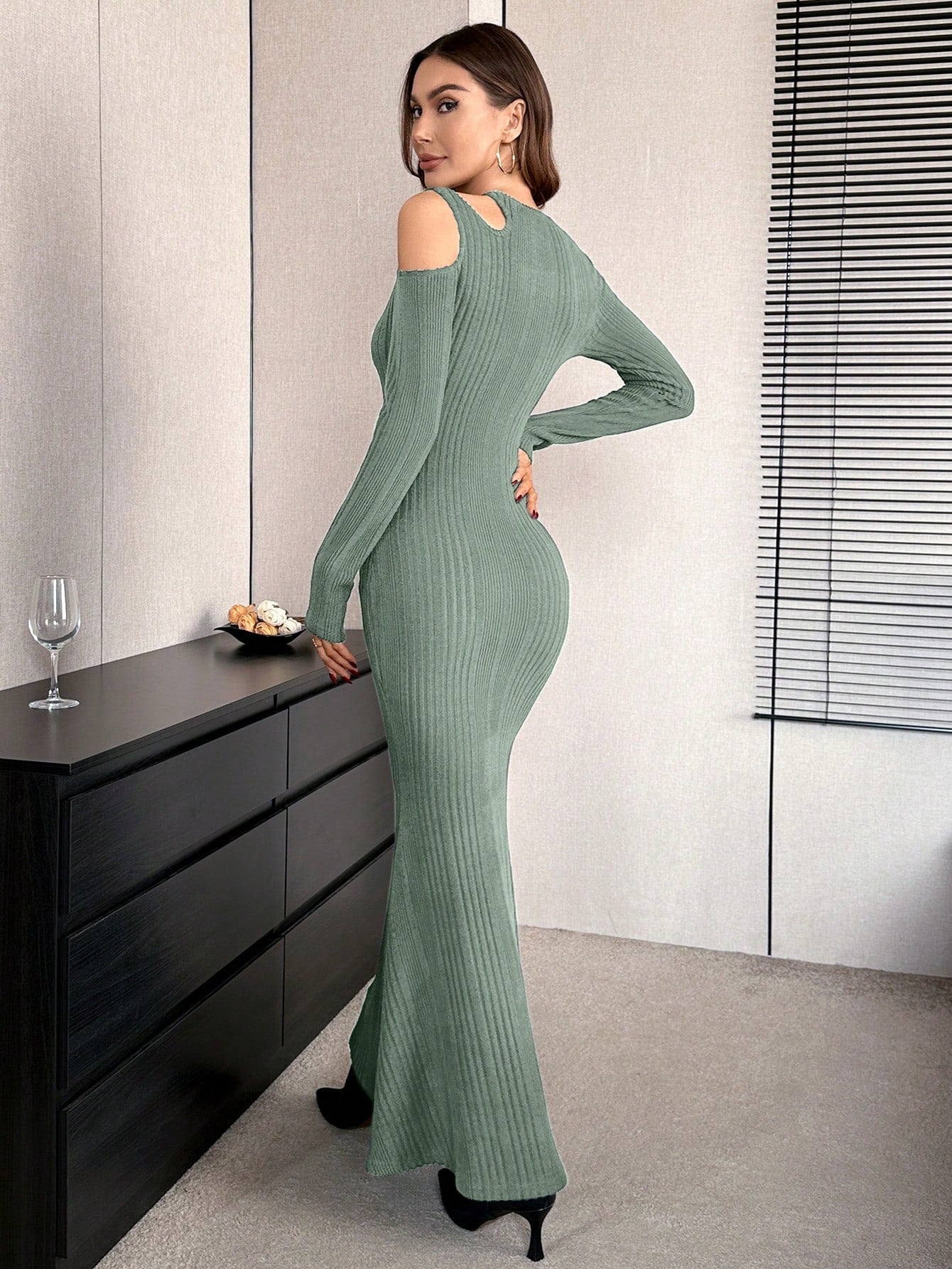  | SHEIN Priv̩ Solid Irregular Collar Long Sleeve Bodycon Dress | Dress | Shein | OneHub