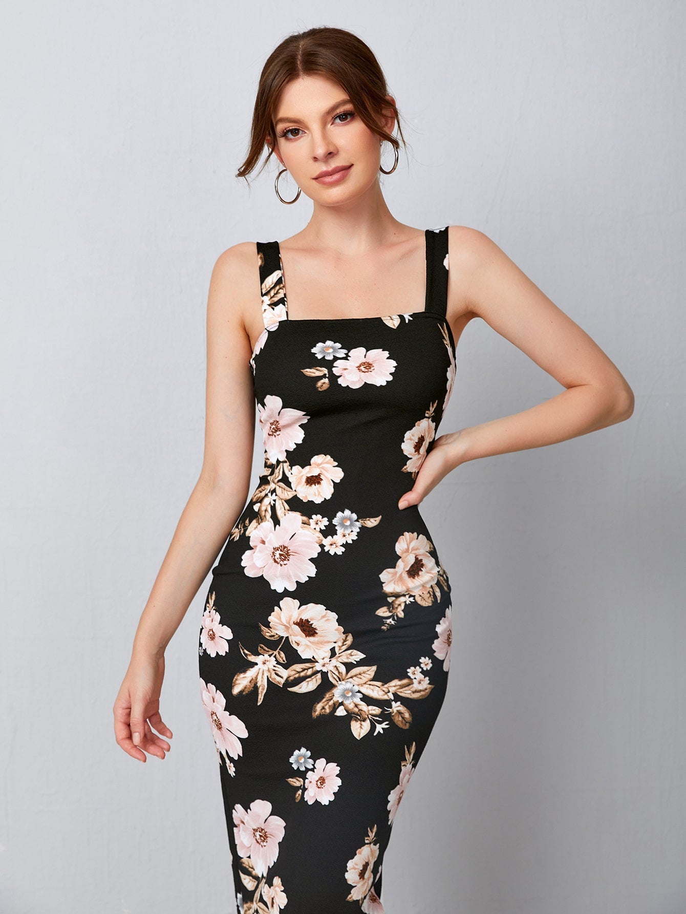  | SHEIN Priv̩ Split Hem Floral Bodycon Dress | Dress | Shein | OneHub