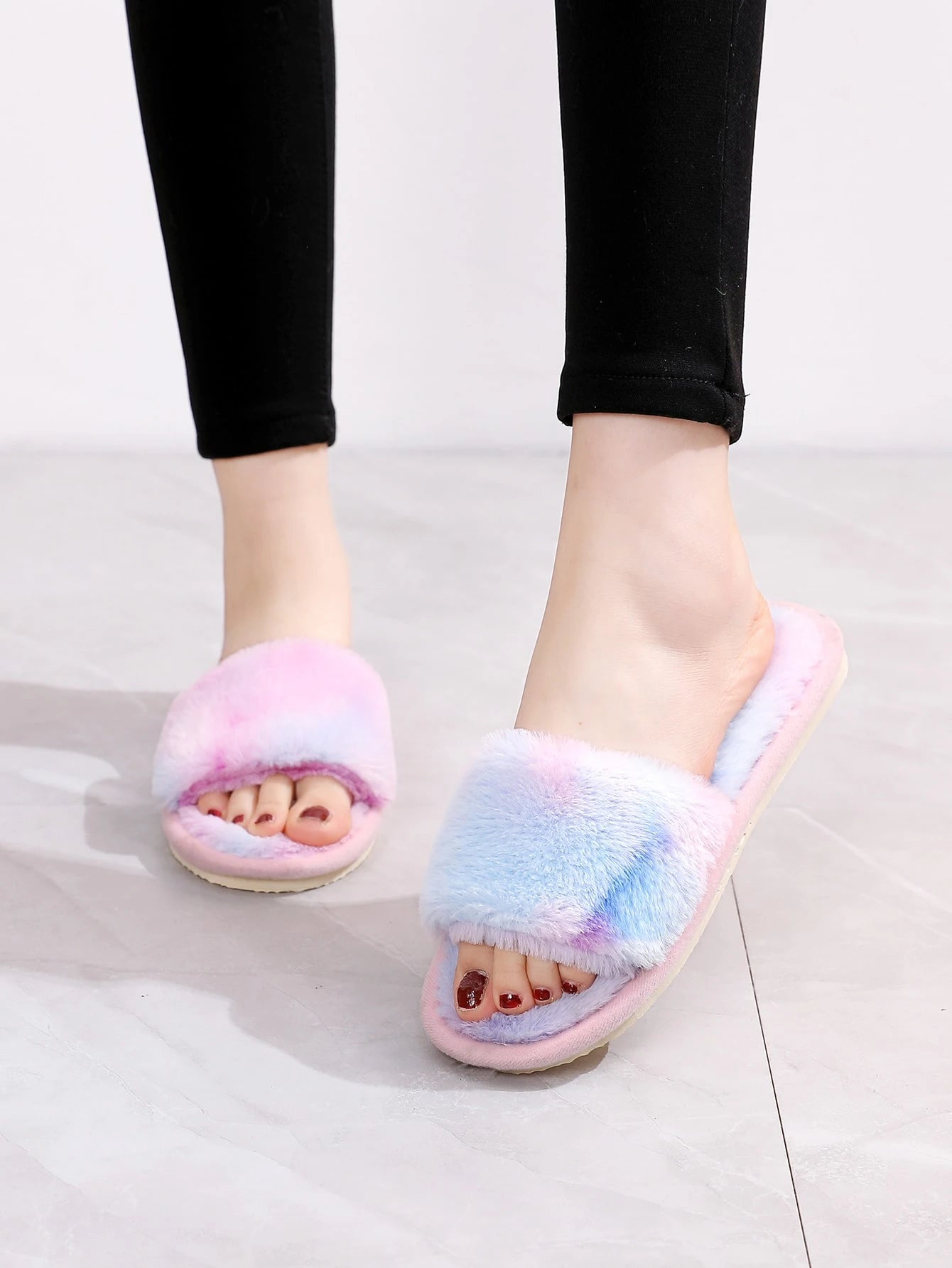 SHEIN Tie Dye Fluffy Bedroom Slippers,Winter Slippers Women's Home Indoor Non-Slip Warm Long Plush Soft Slippers.