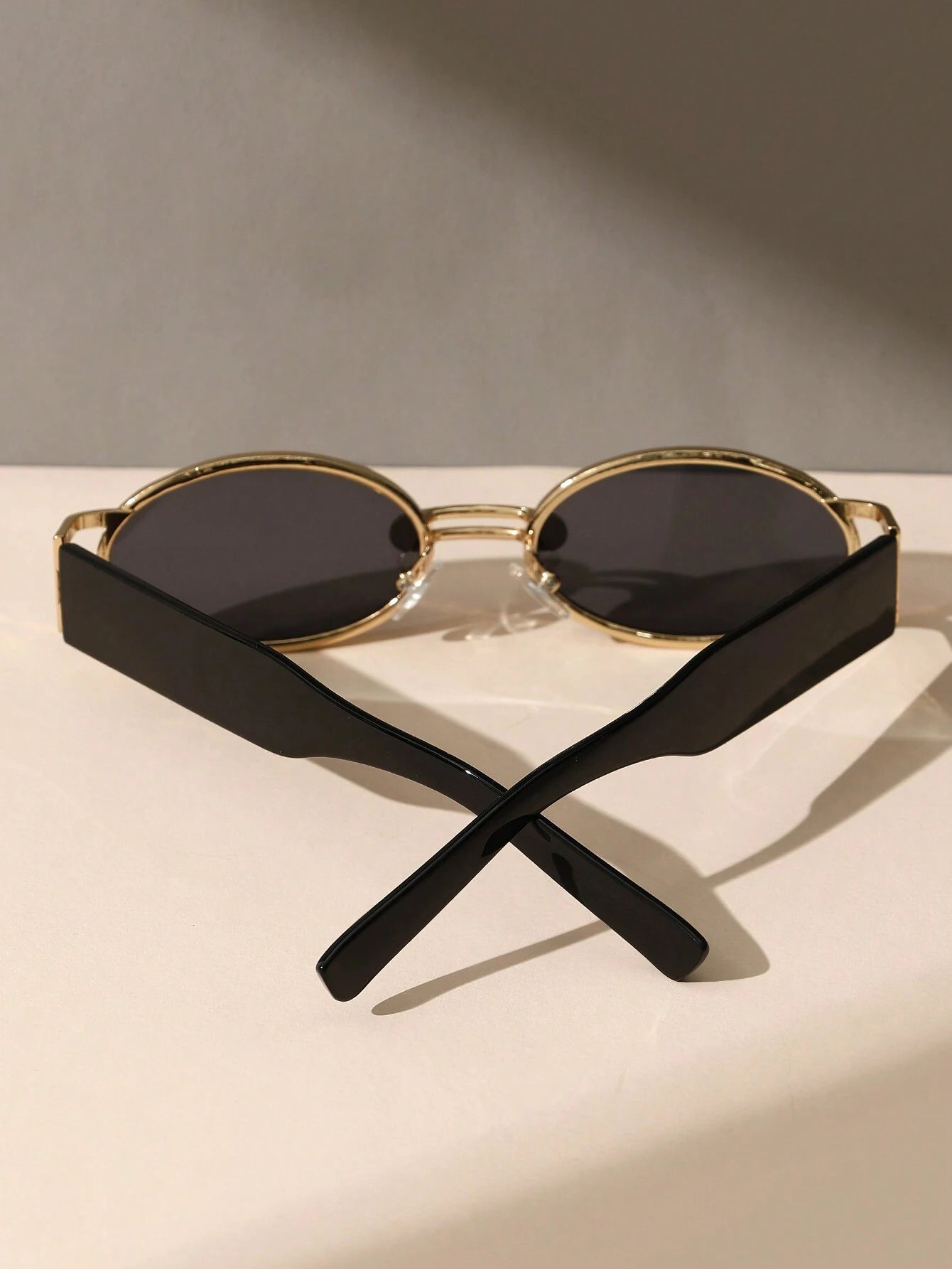  | SHEIN Vintage 1pc Classic Oval Shaped Gold Frame & Tea Legs Decor Fashion Eyeglasses | Sunglasses | Shein | OneHub